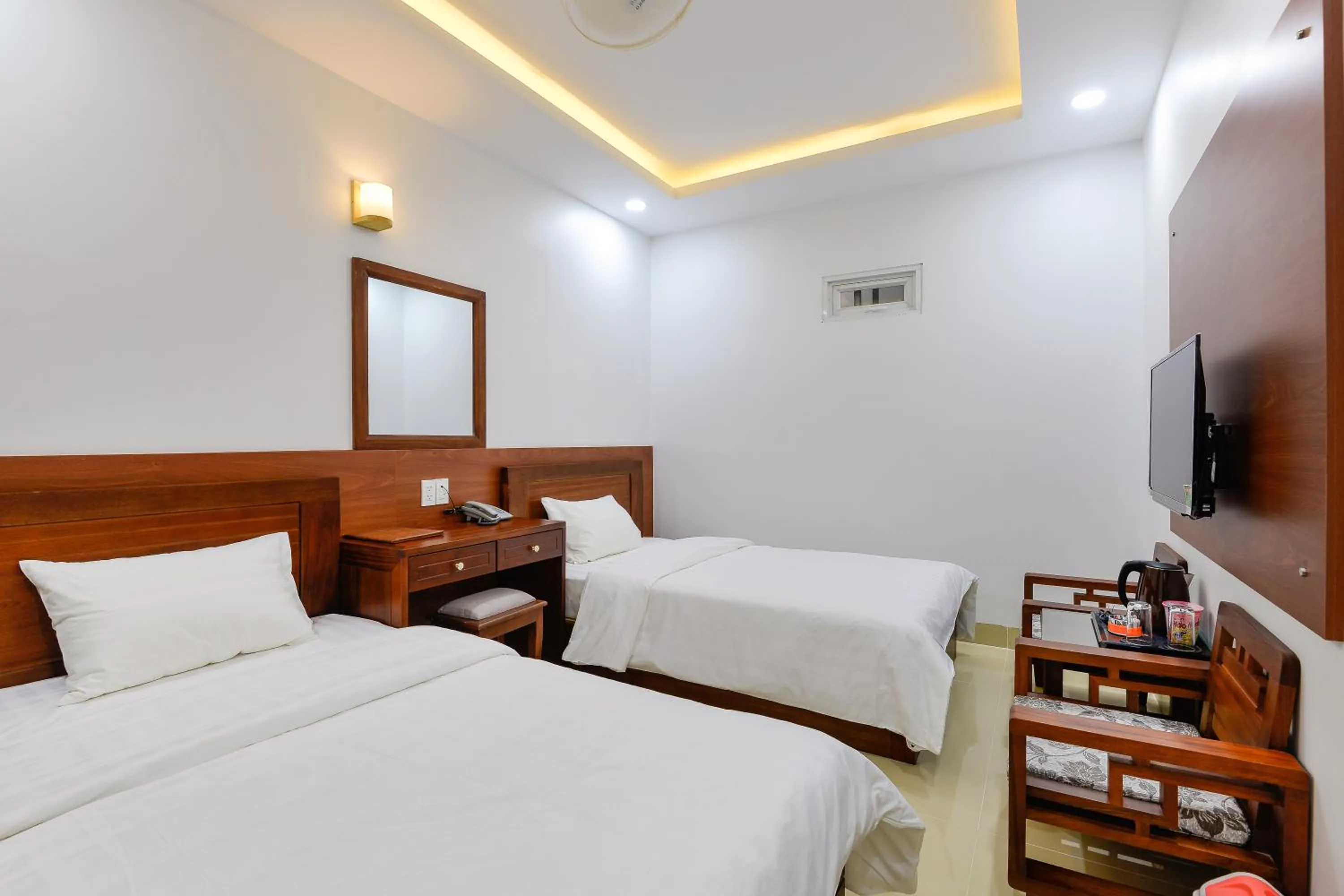 Bed in Royal Hotel District 2