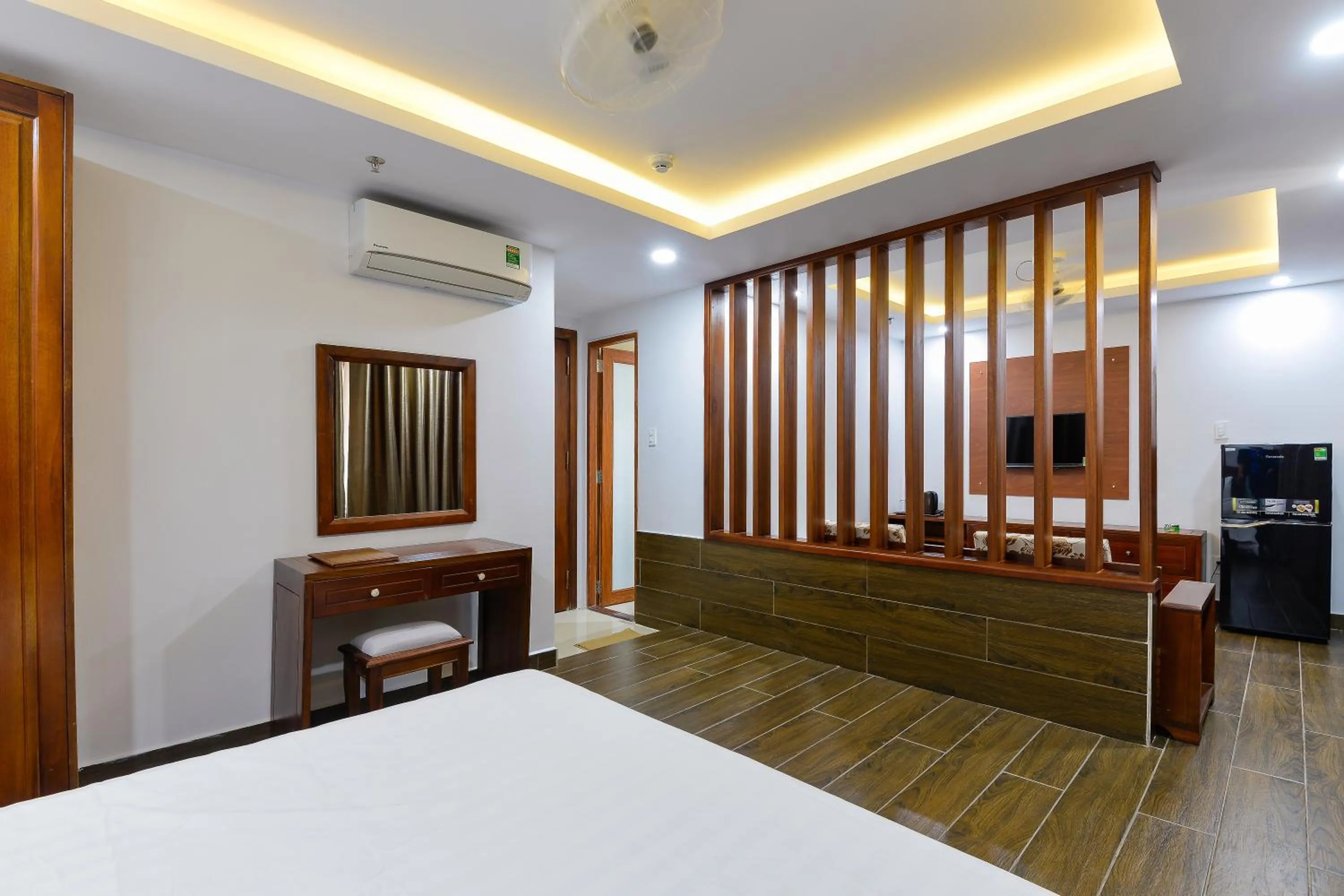 Bed in Royal Hotel District 2