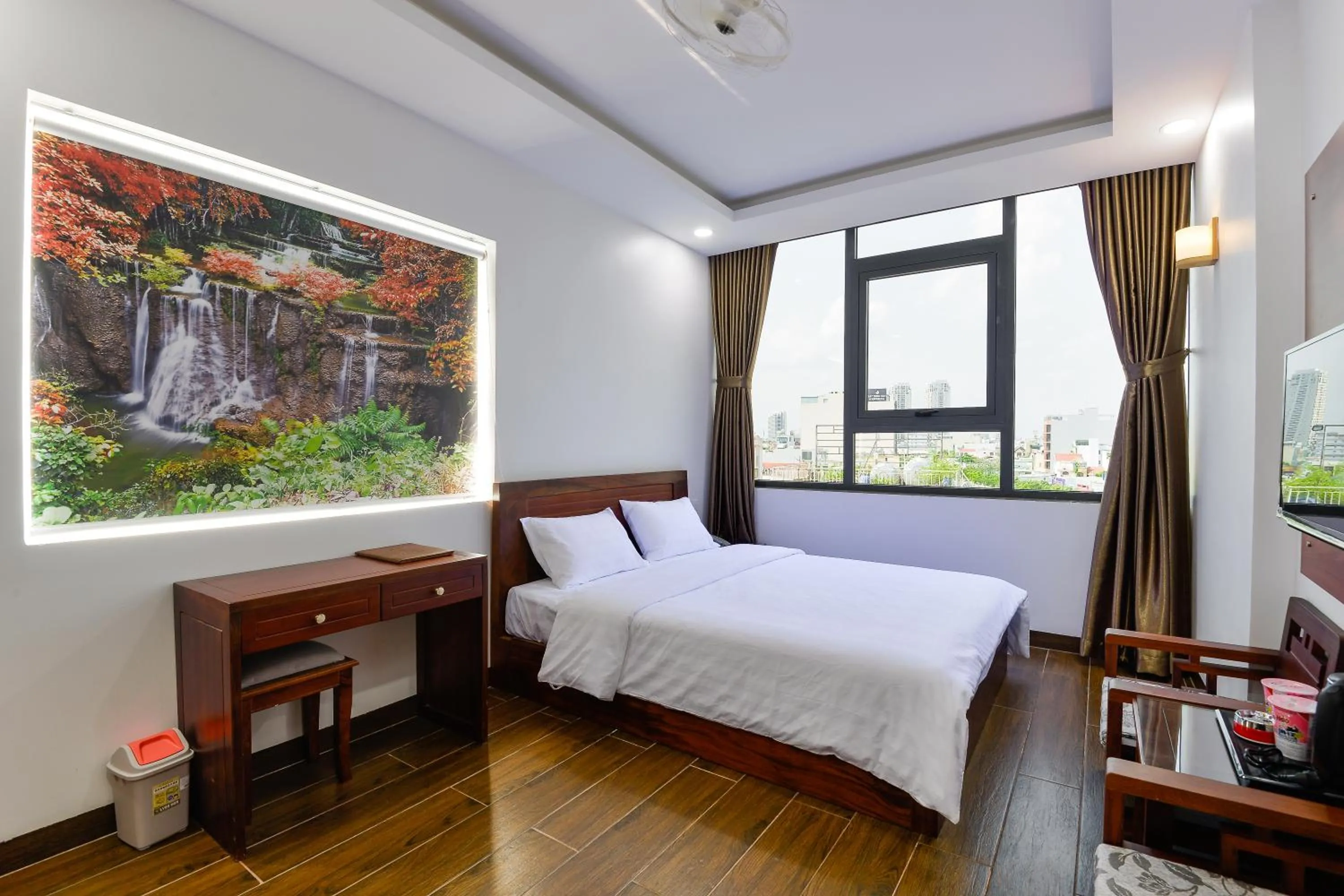 Bed in Royal Hotel District 2