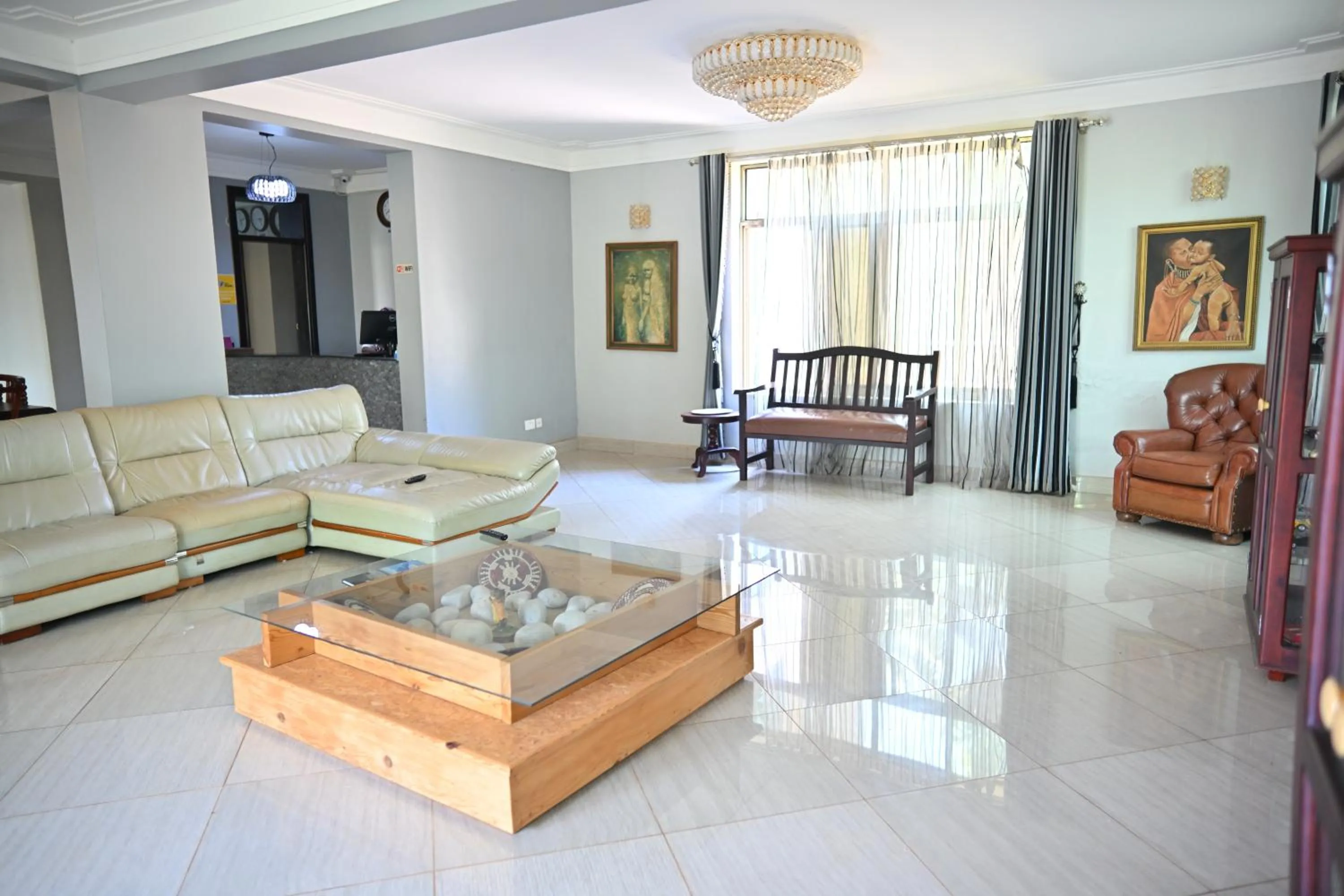 Living room in Lakepoint Villa