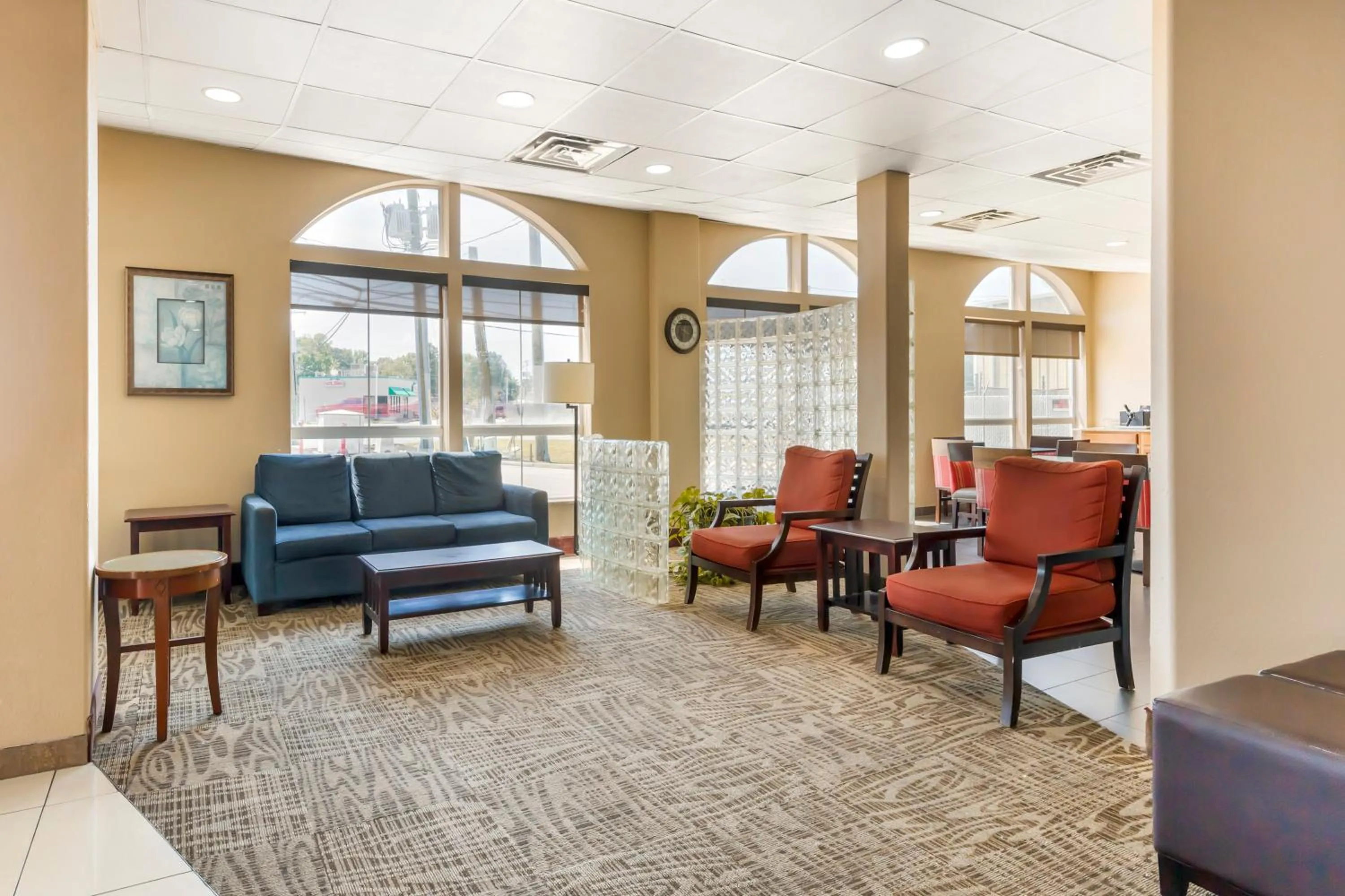 Lobby or reception in Comfort Inn & Suites Chesapeake - Portsmouth