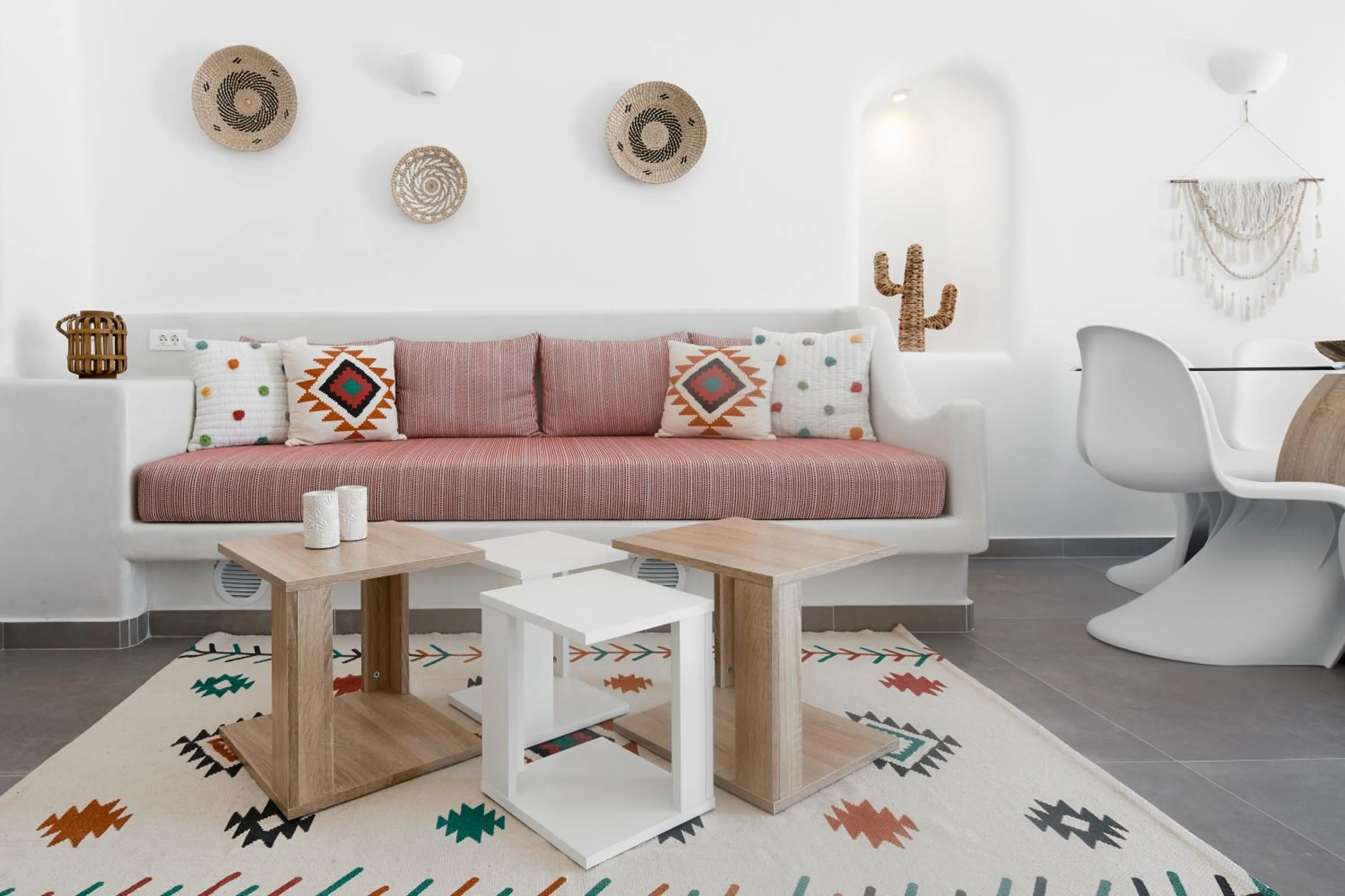 Living room in Mellow Luxury Cave