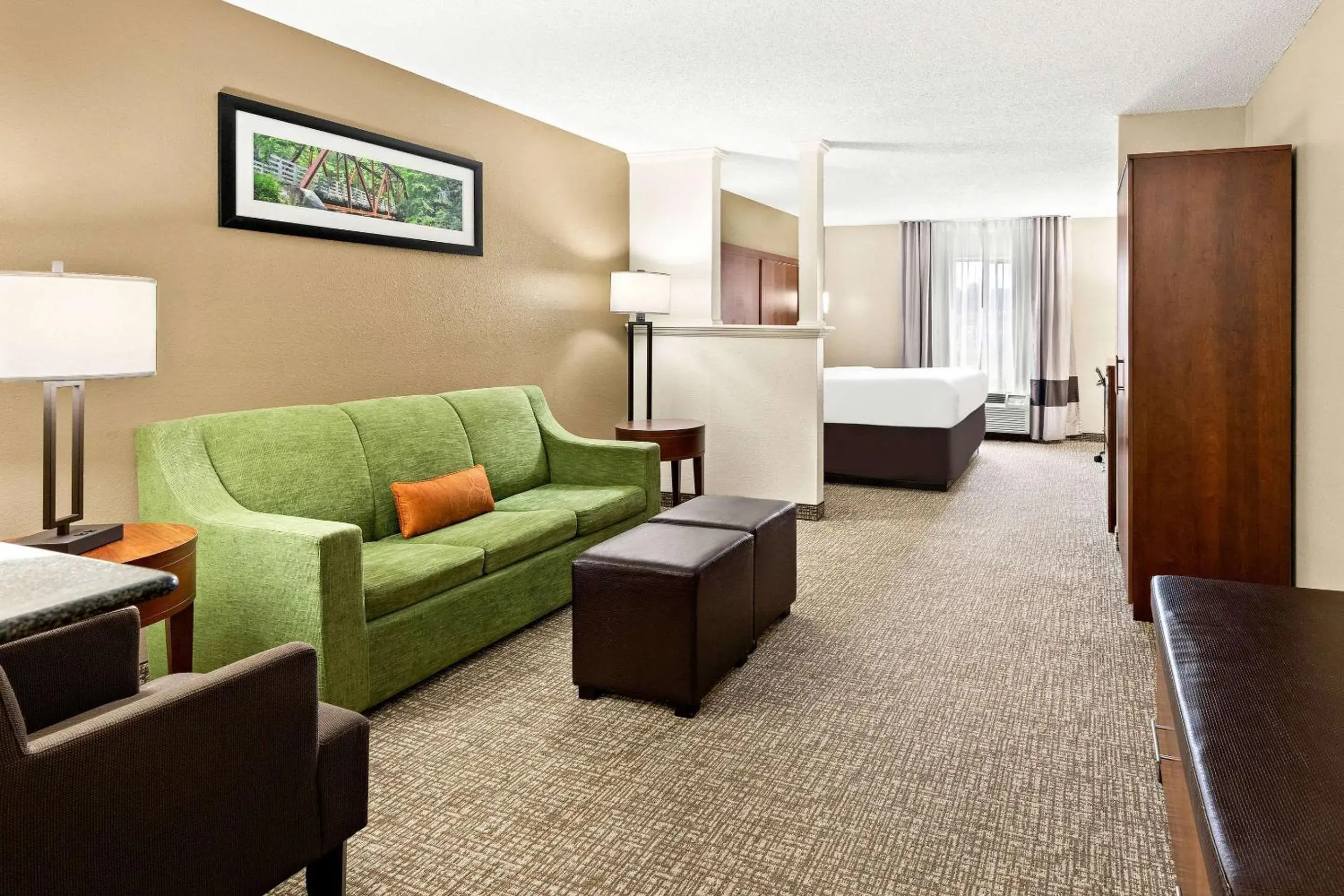 Bedroom in Comfort Suites Abingdon I-81 Bedroom in Comfort Suites Abingdon I-81