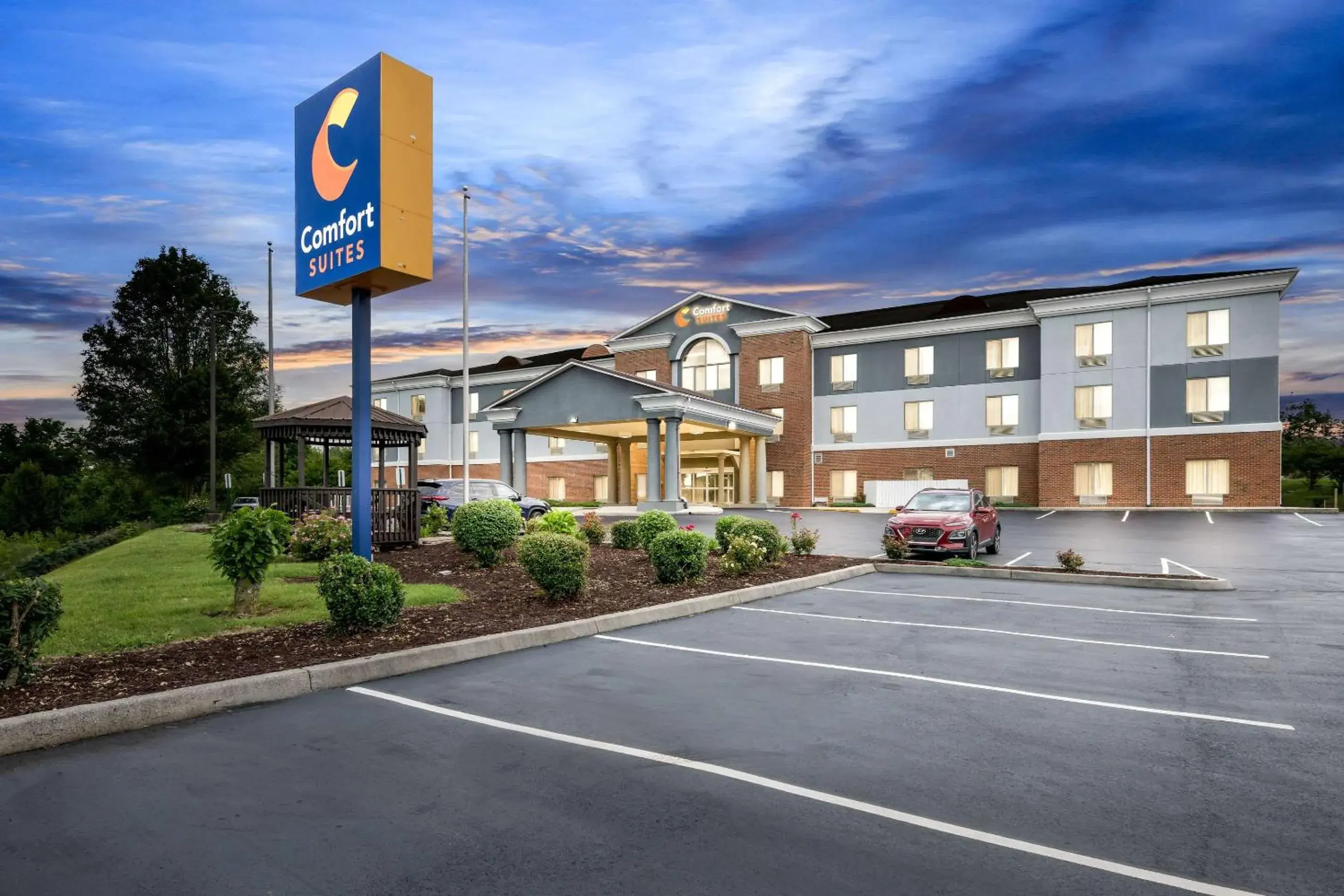 Comfort Suites Abingdon I-81 Comfort Suites Abingdon I-81