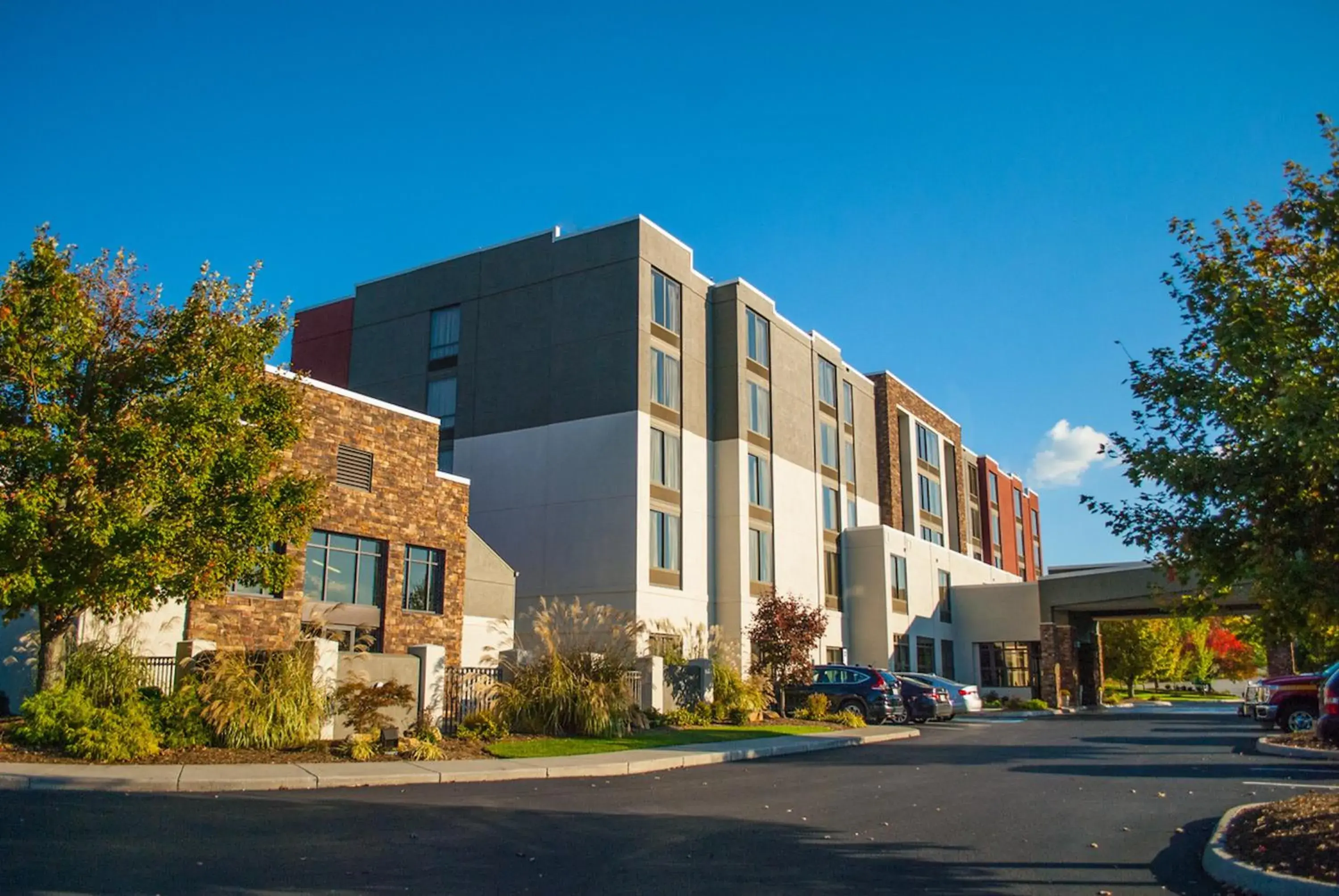 Property building in Holiday Inn Express Blacksburg by IHG Property building in Holiday Inn Express Blacksburg by IHG