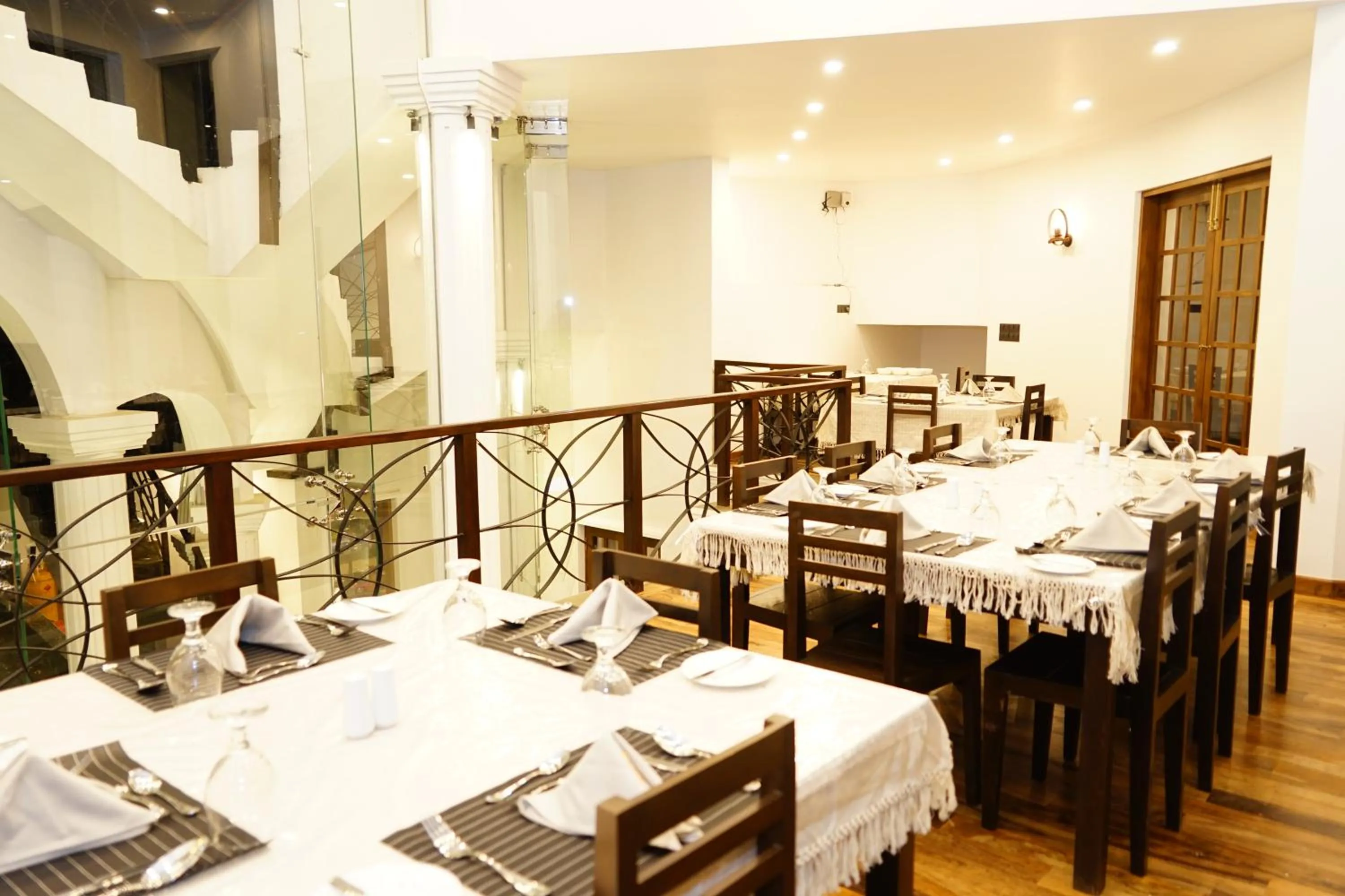 Restaurant/places to eat in The Ramp