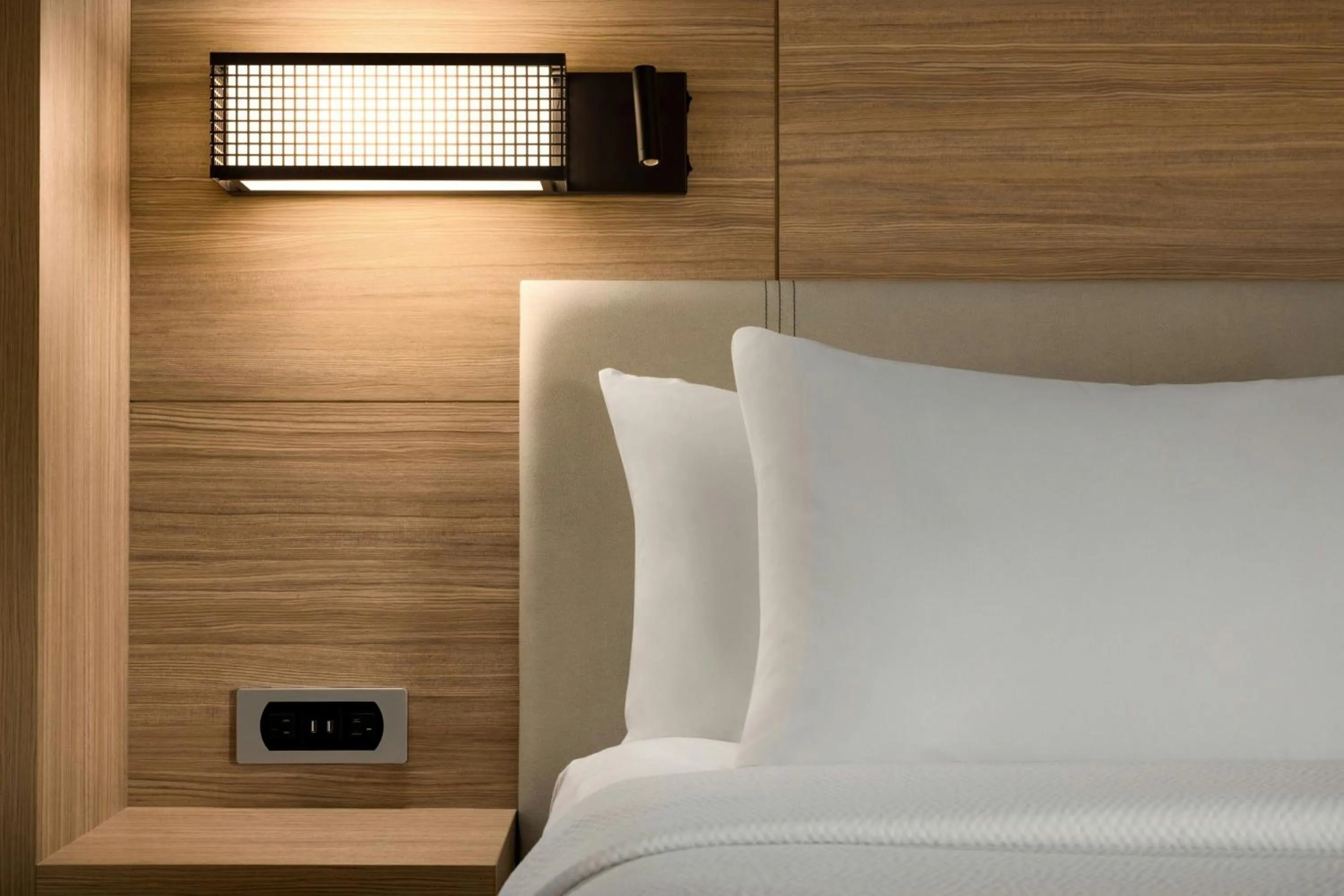 Photo of the whole room, Bed in SpringHill Suites by Marriott Roanoke