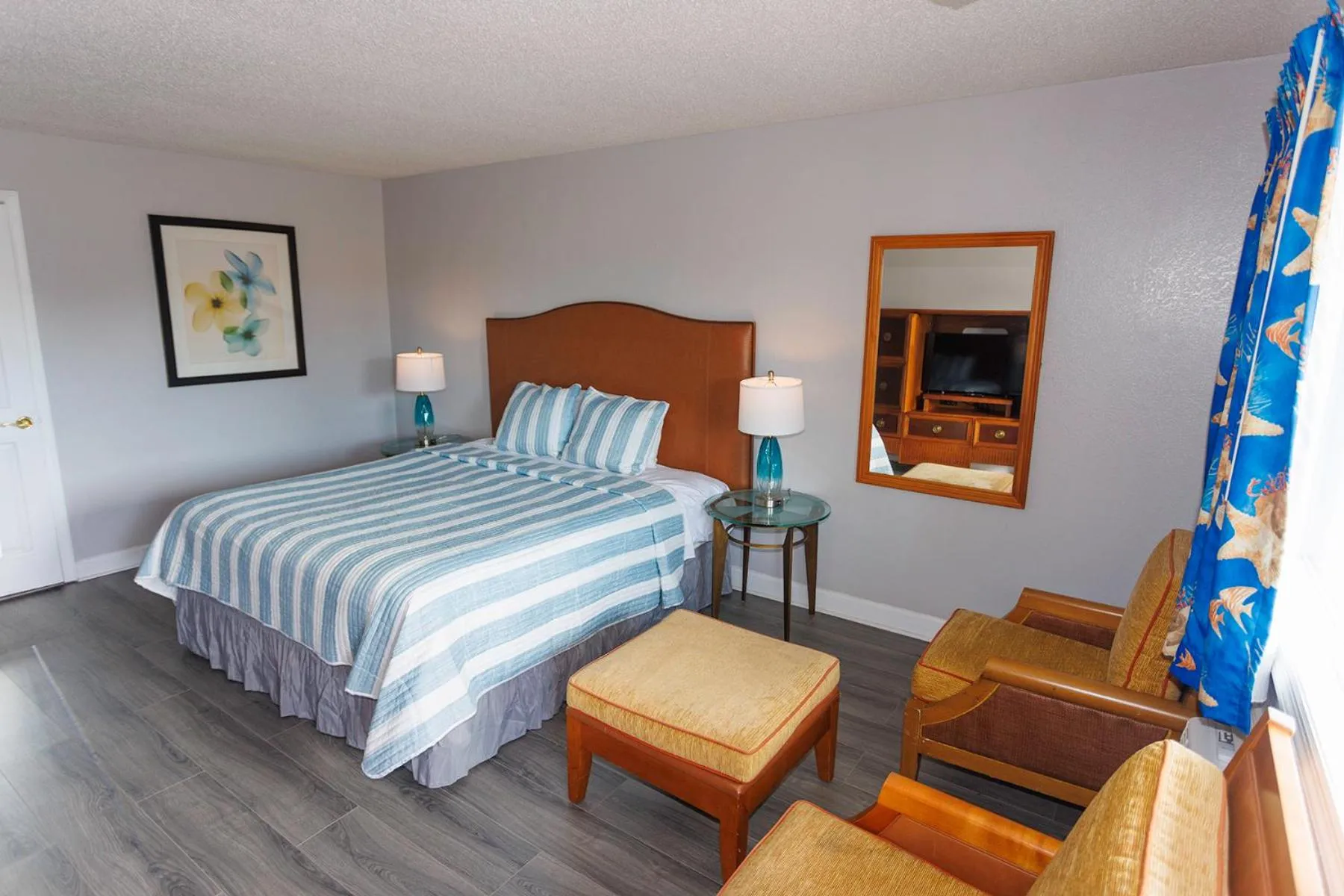 Bed in Atlantic Shores Inn and Suites