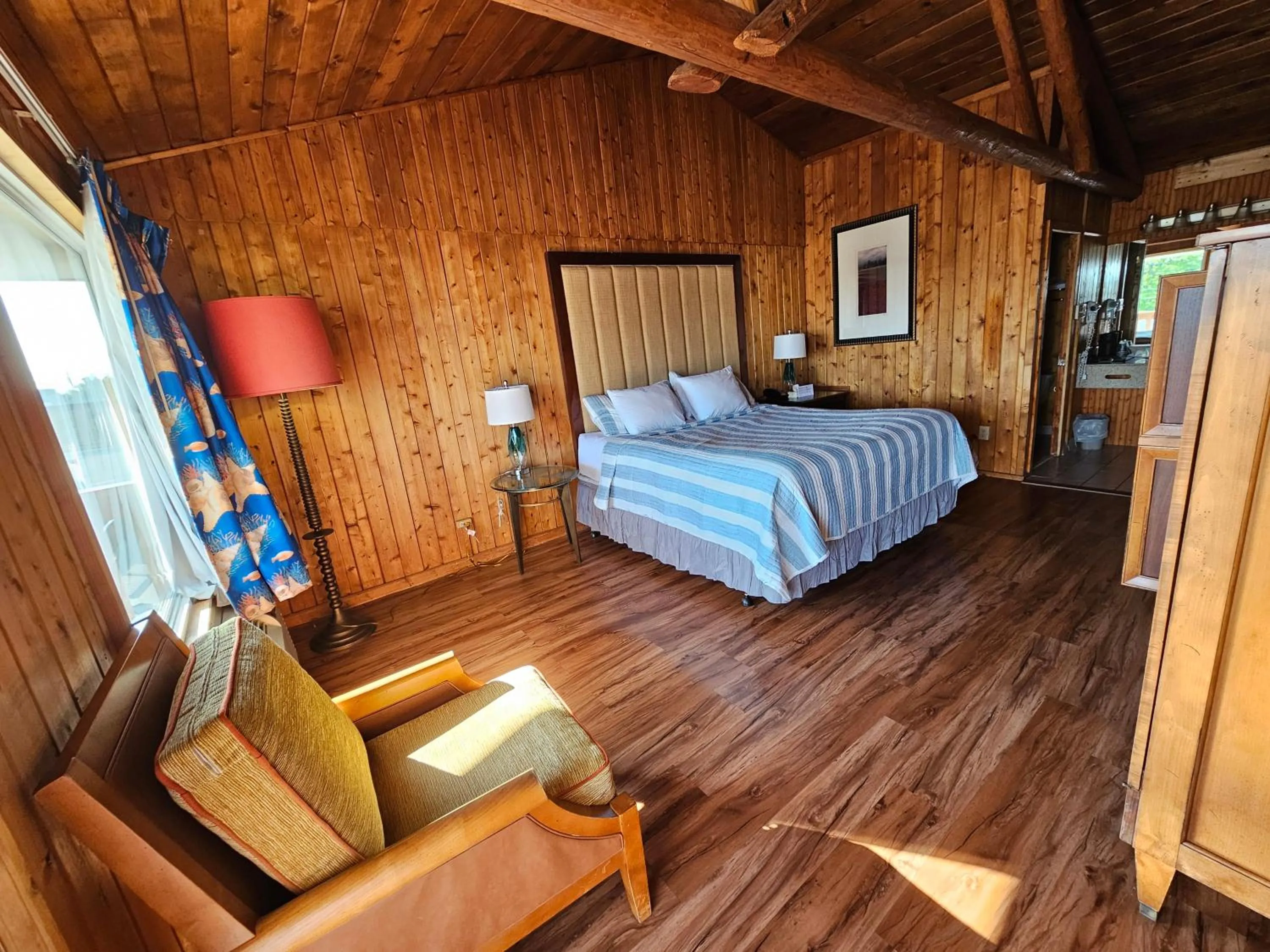 Photo of the whole room, Bed in Atlantic Shores Inn and Suites