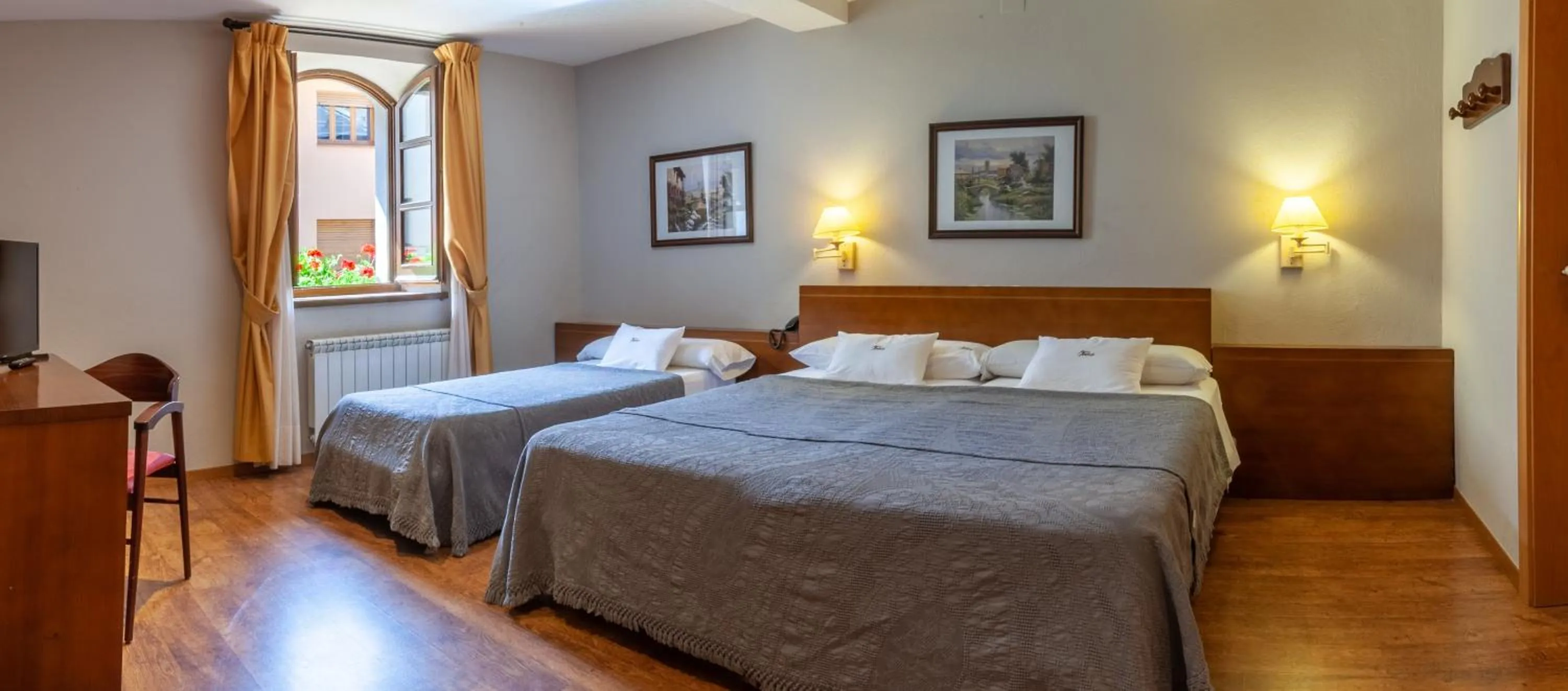 Bed in Hotel Fonda Merce