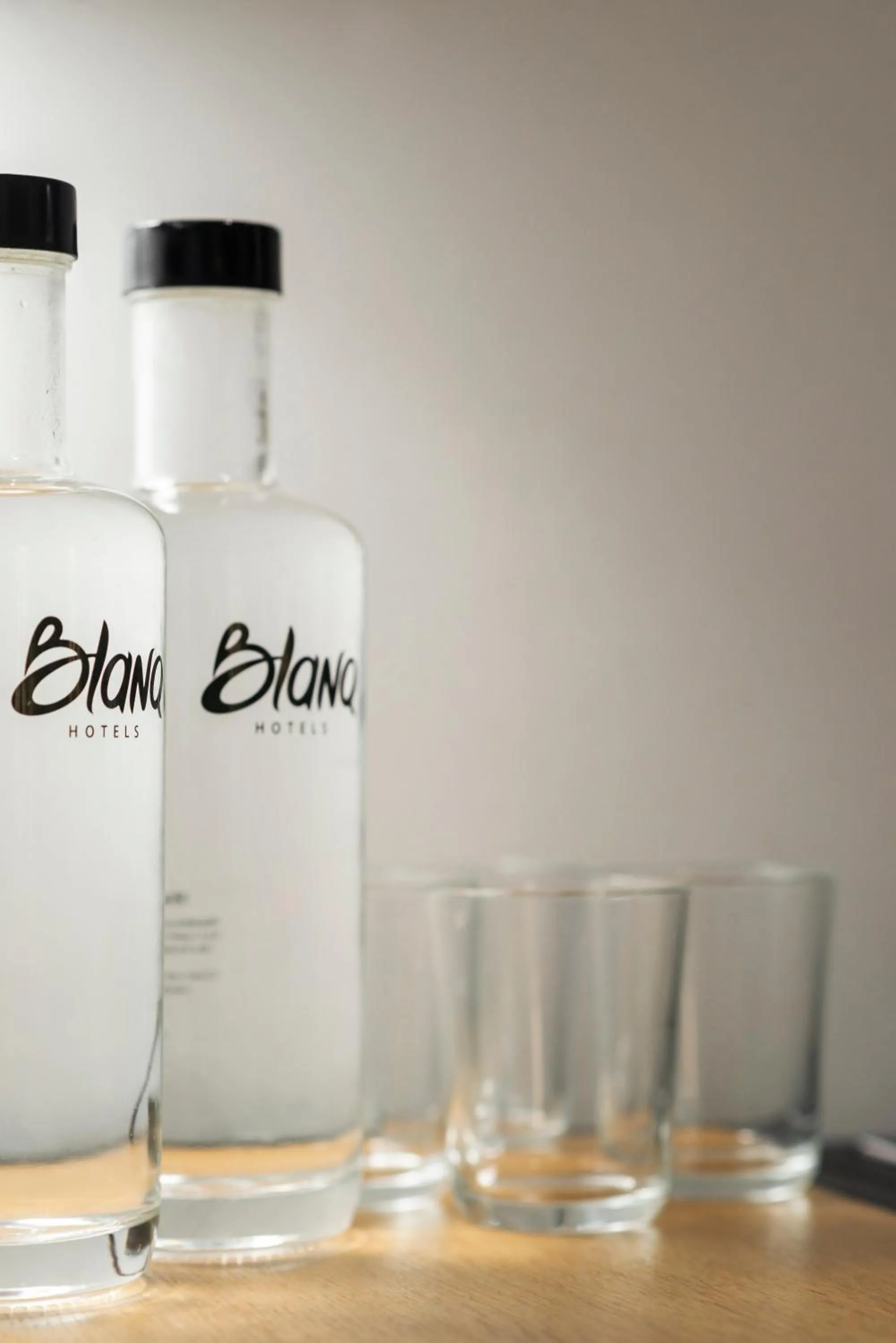 Bed in Blanq Comedias