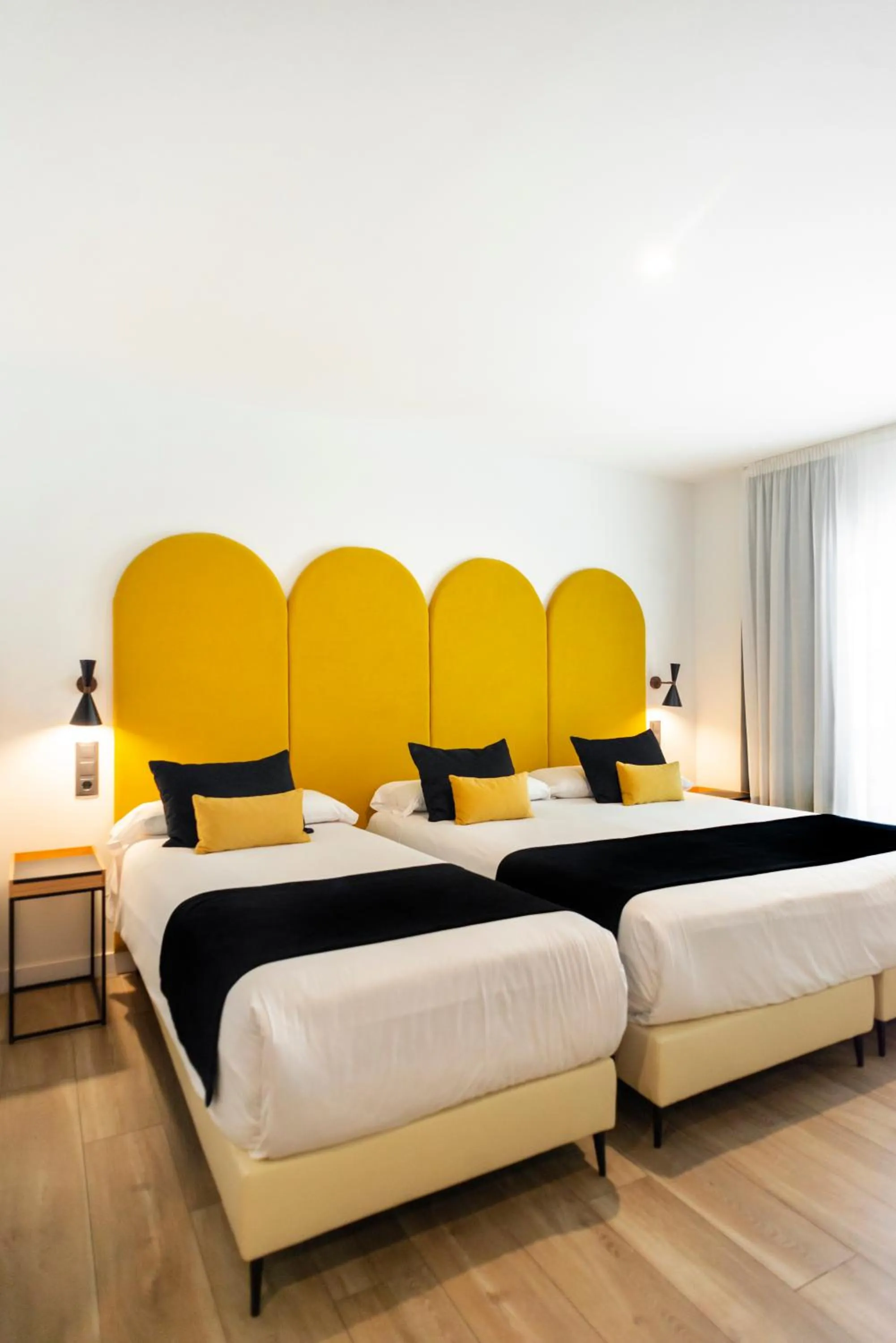 Bed in Blanq Comedias