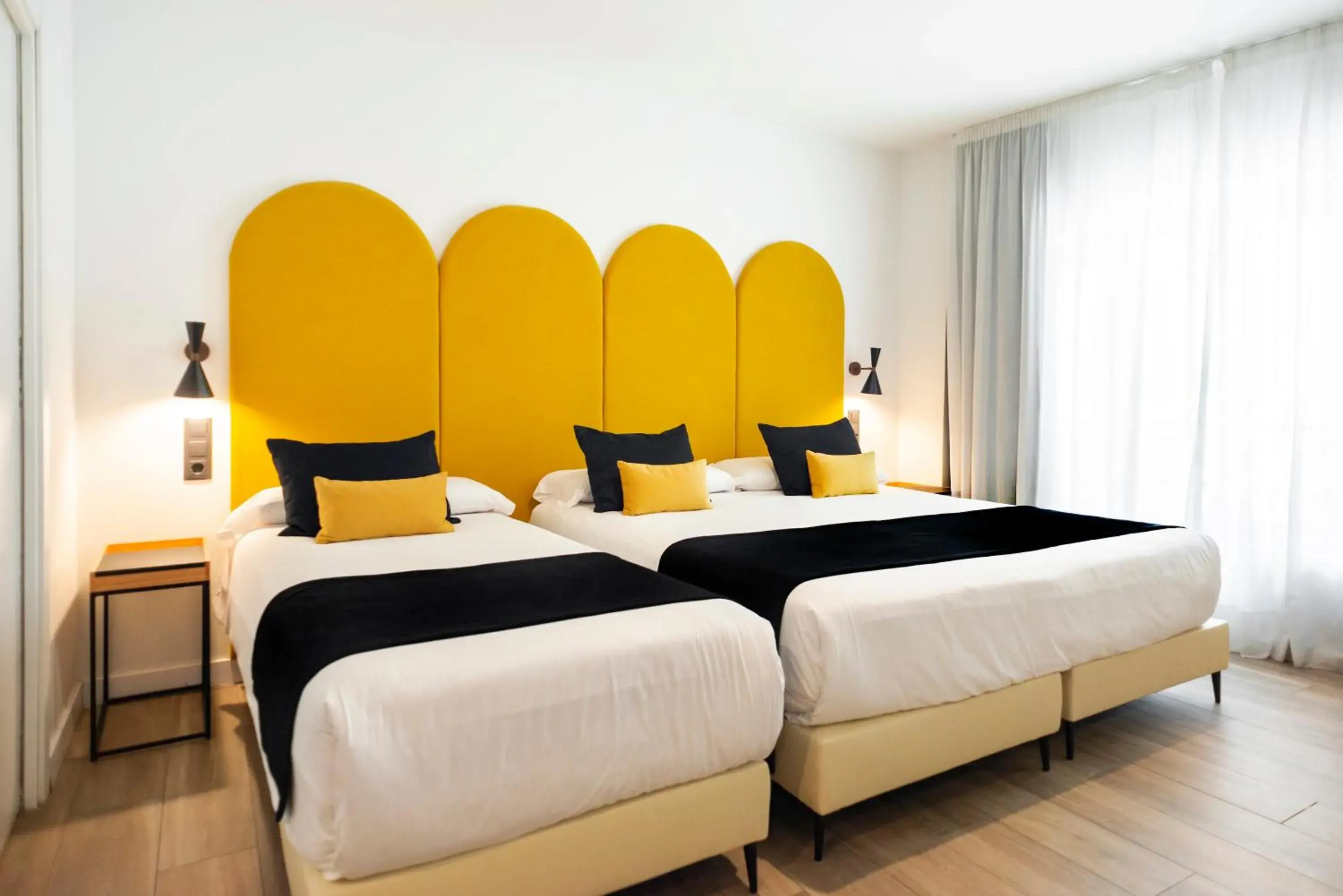 Triple Room in Blanq Comedias Triple Room in Blanq Comedias