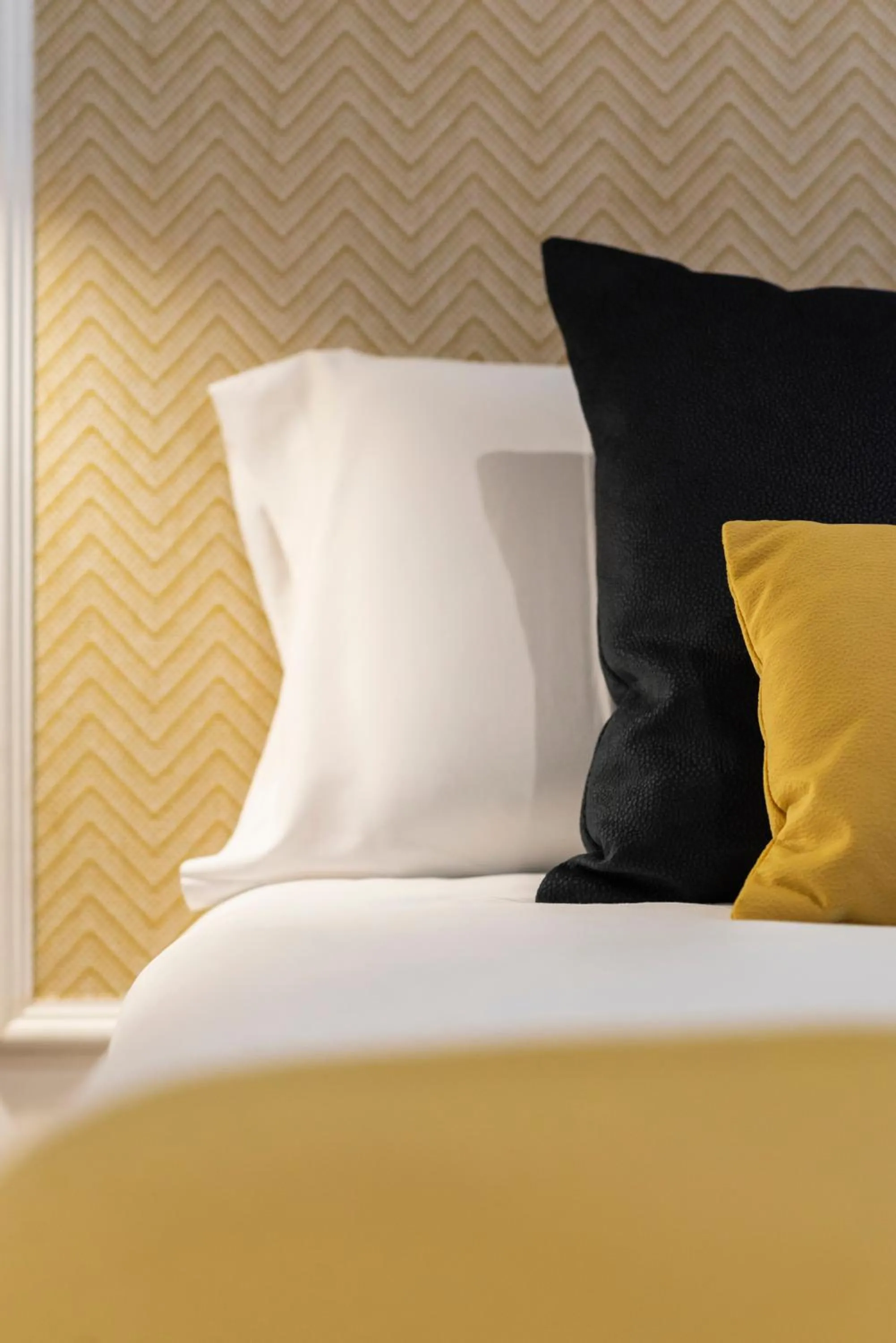 Bed in Blanq Comedias