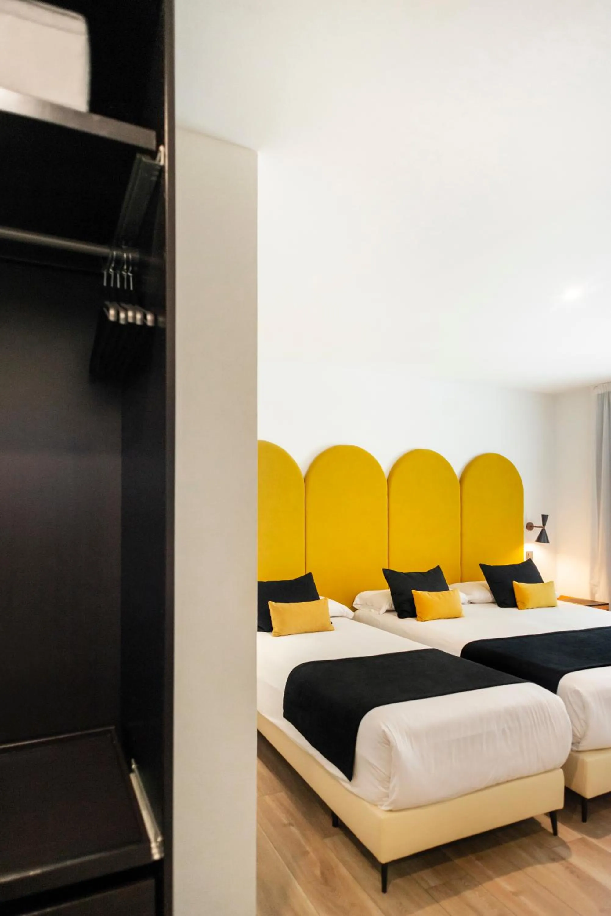 Bed in Blanq Comedias