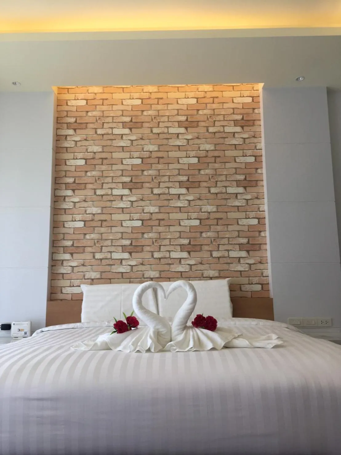 Bed in Southern Airport Hotel Hatyai