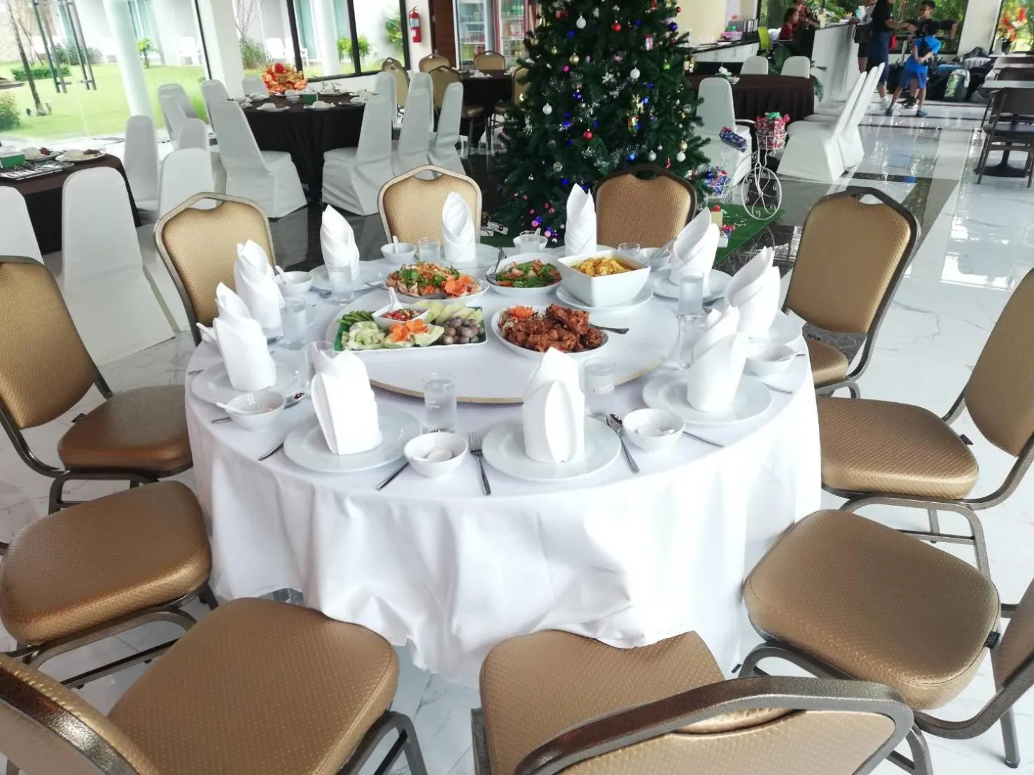 Restaurant/places to eat in Southern Airport Hotel Hatyai