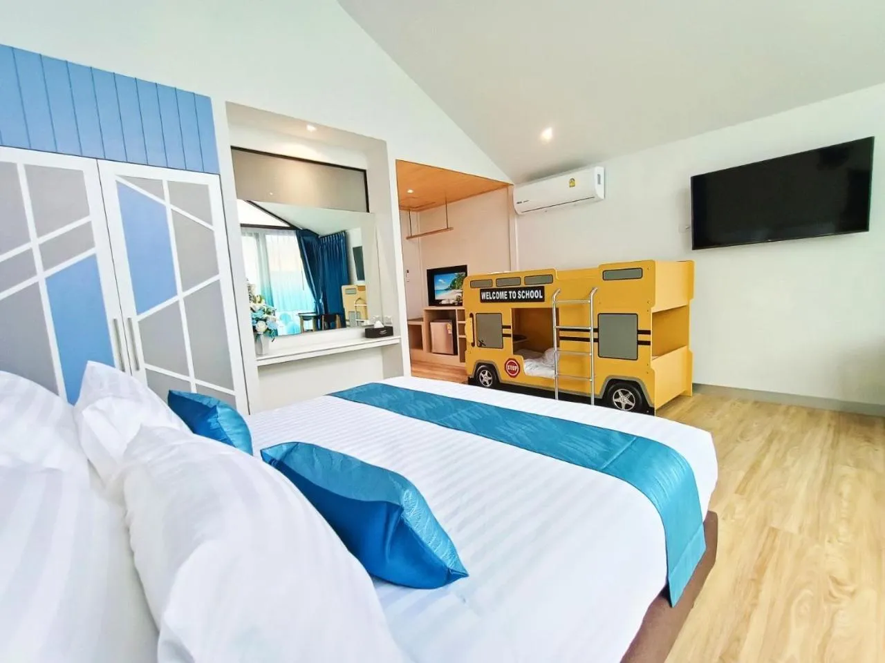 Bed in Southern Airport Hotel Hatyai