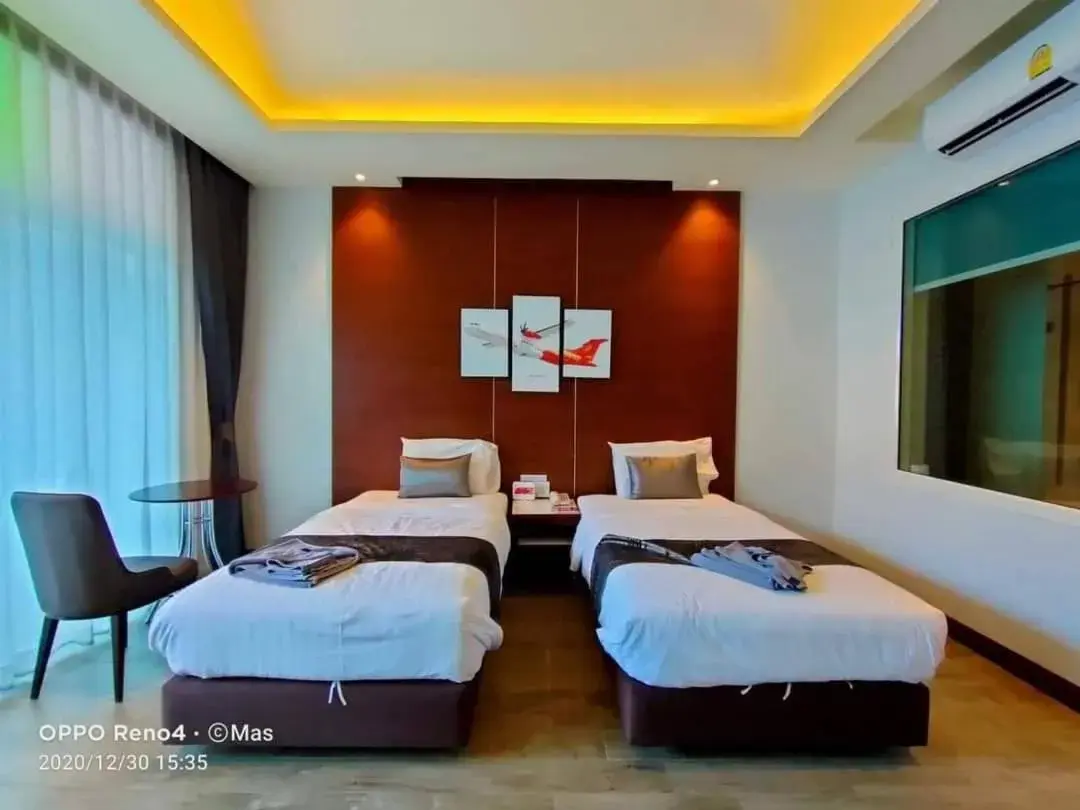 Deluxe Twin Room in Southern Airport Hotel Hatyai Deluxe Twin Room in Southern Airport Hotel Hatyai