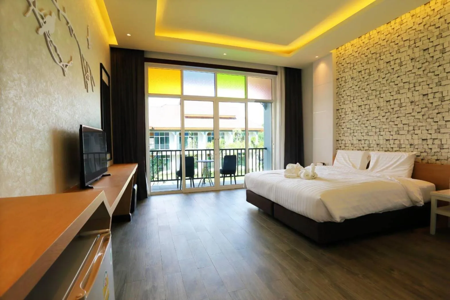 Bed in Southern Airport Hotel Hatyai