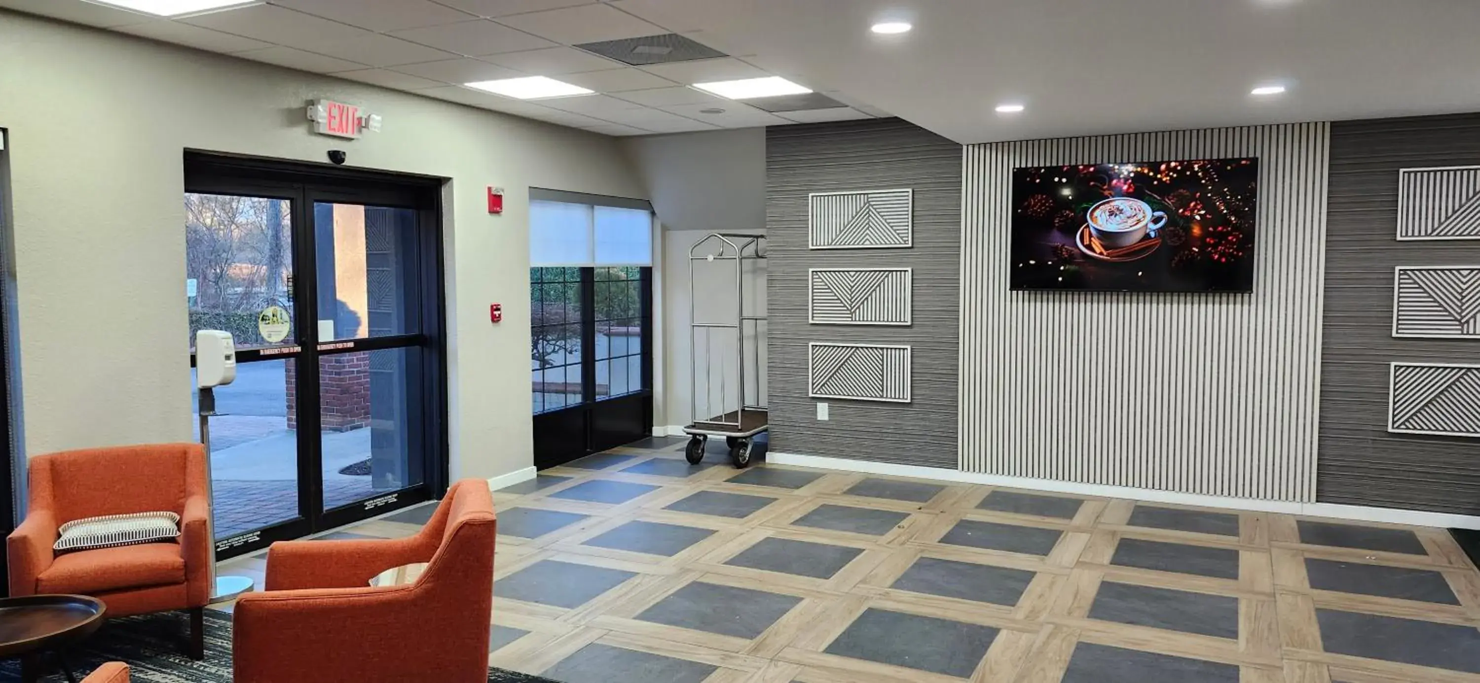 Property building in Quality Inn North Property building in Quality Inn North