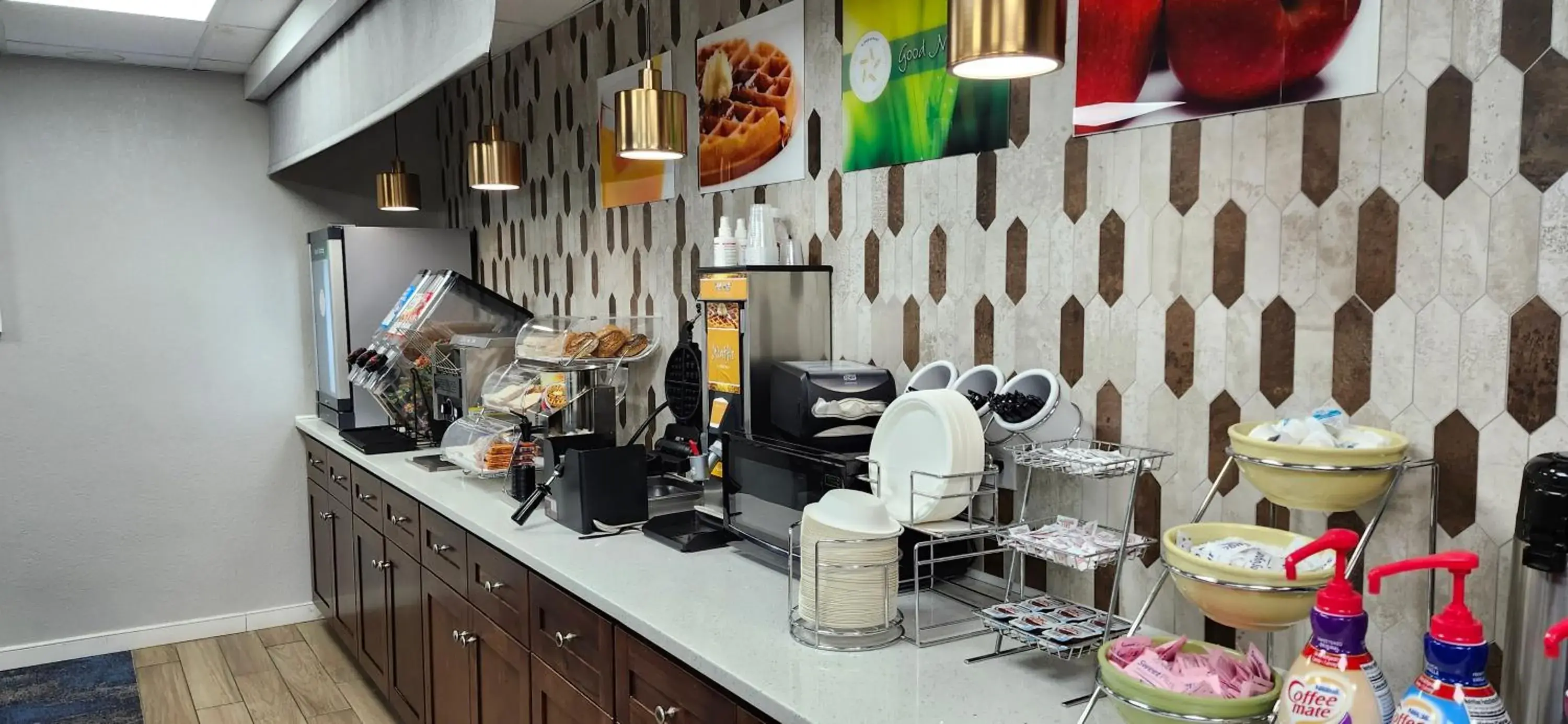 Restaurant/places to eat in Quality Inn North Restaurant/places to eat in Quality Inn North