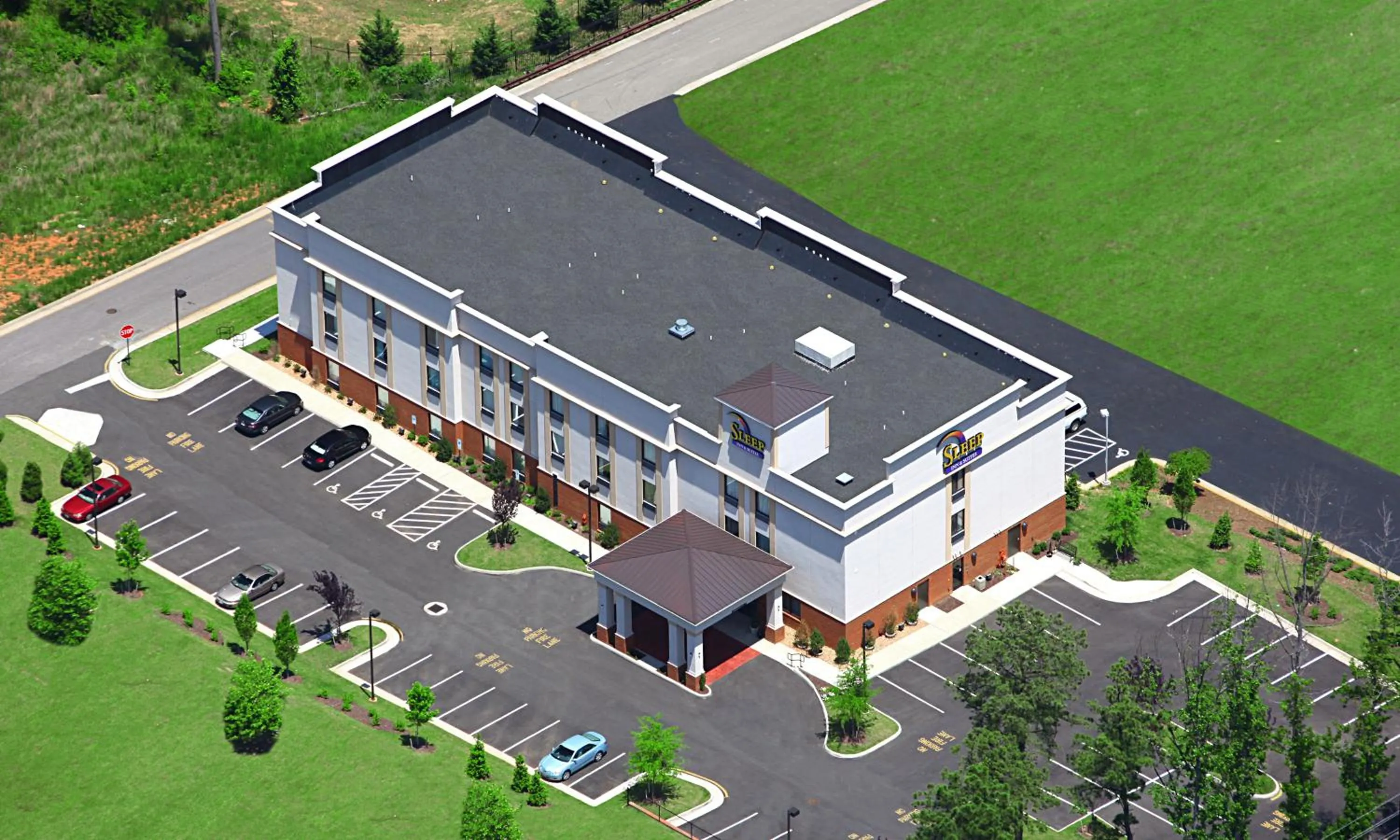 Property building in Sleep Inn & Suites Harbour Pointe