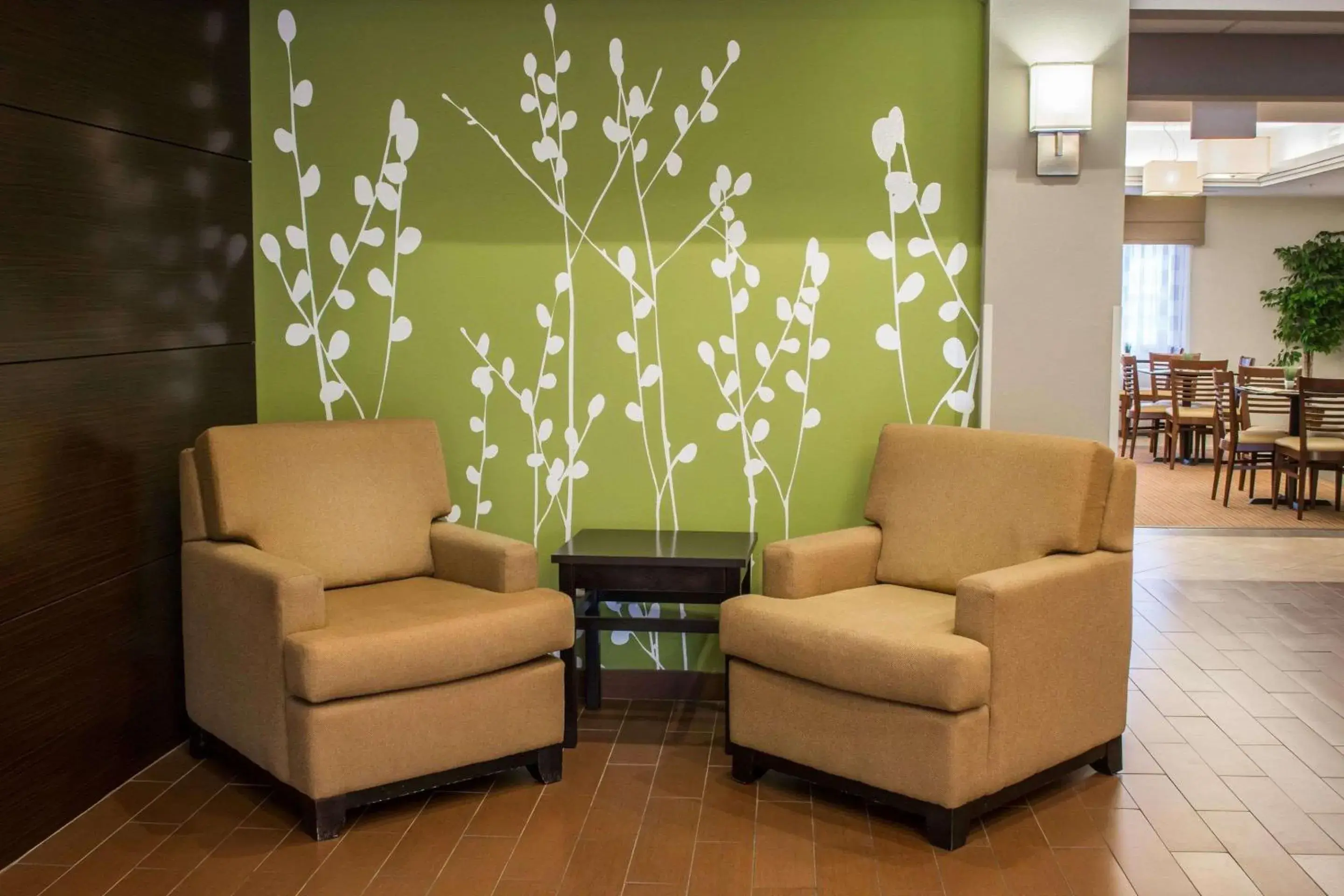 Lobby or reception in Sleep Inn & Suites Harbour Pointe Lobby or reception in Sleep Inn & Suites Harbour Pointe
