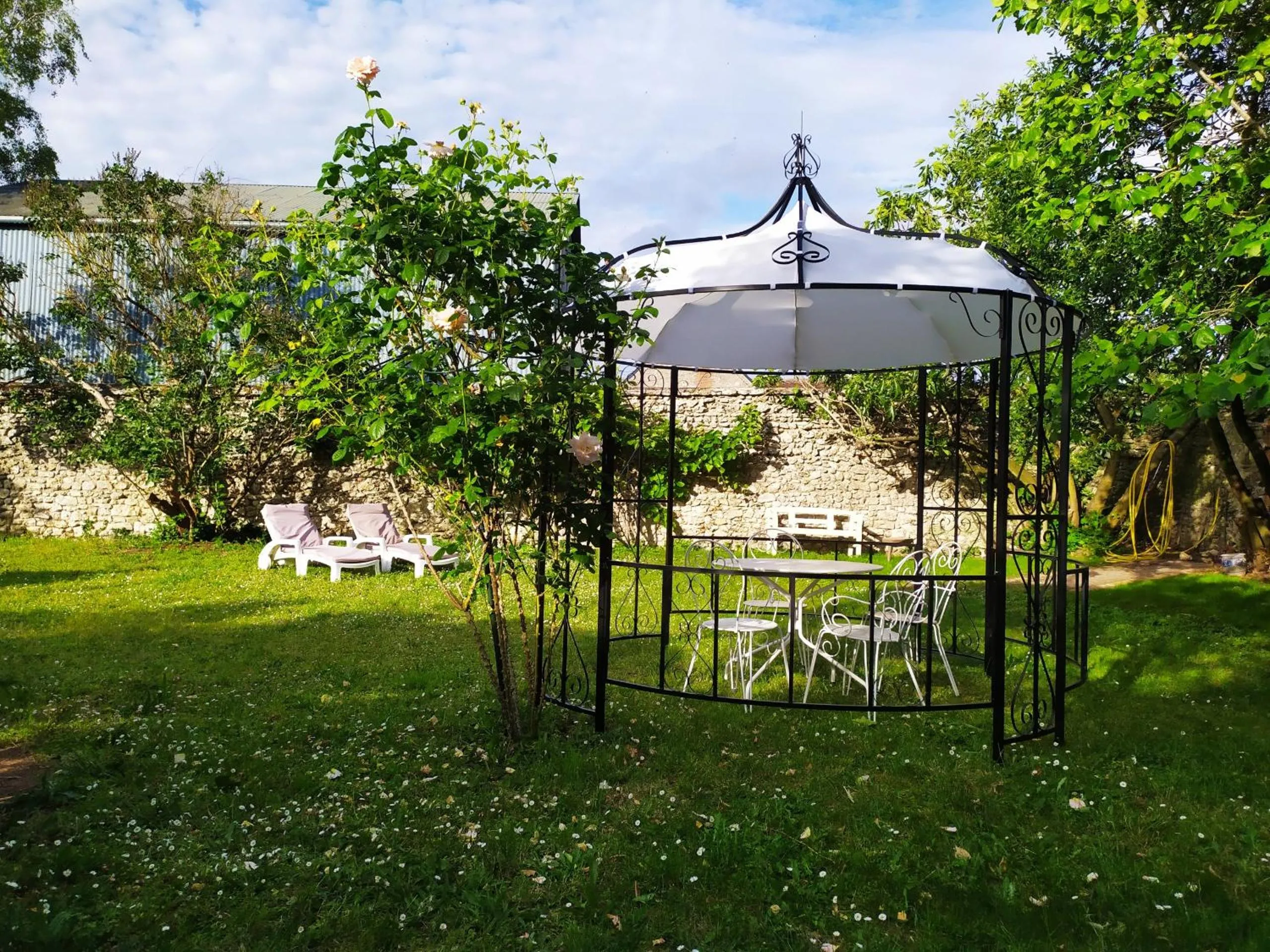 Garden in Les Salamandres