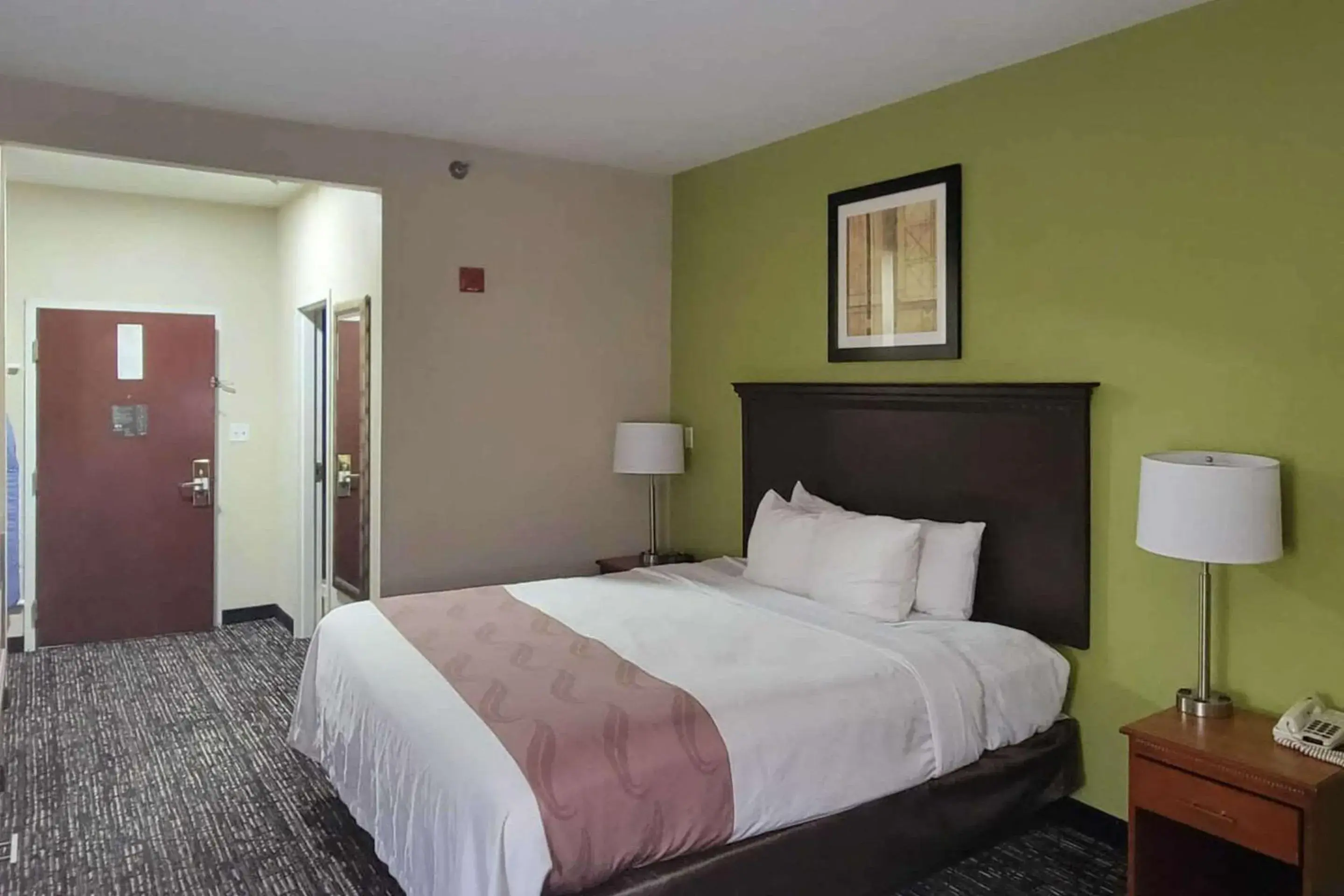 Bedroom, Bed in Quality Inn & Suites Quantico Bedroom, Bed in Quality Inn & Suites Quantico