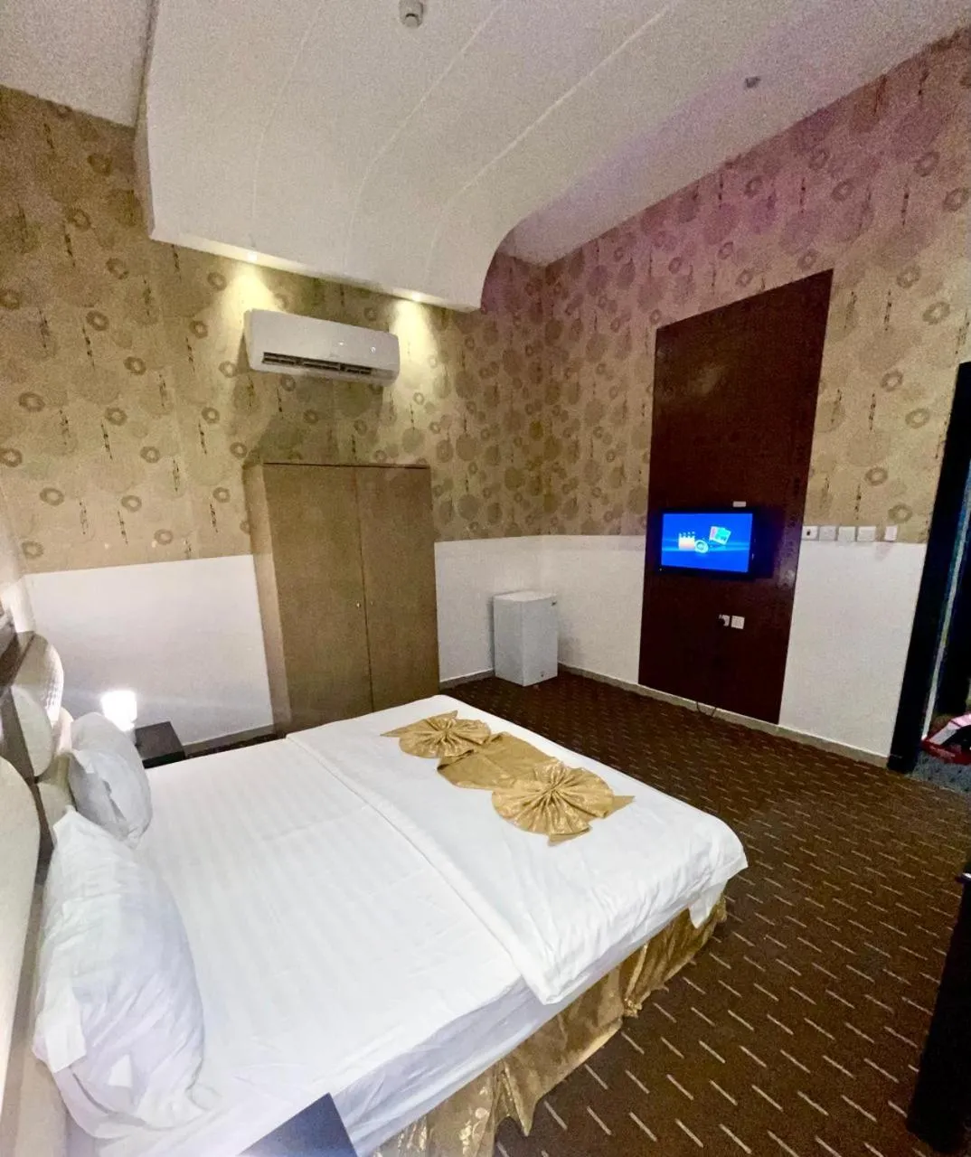 Bed in Zahrat Rozah By Quiet Rooms