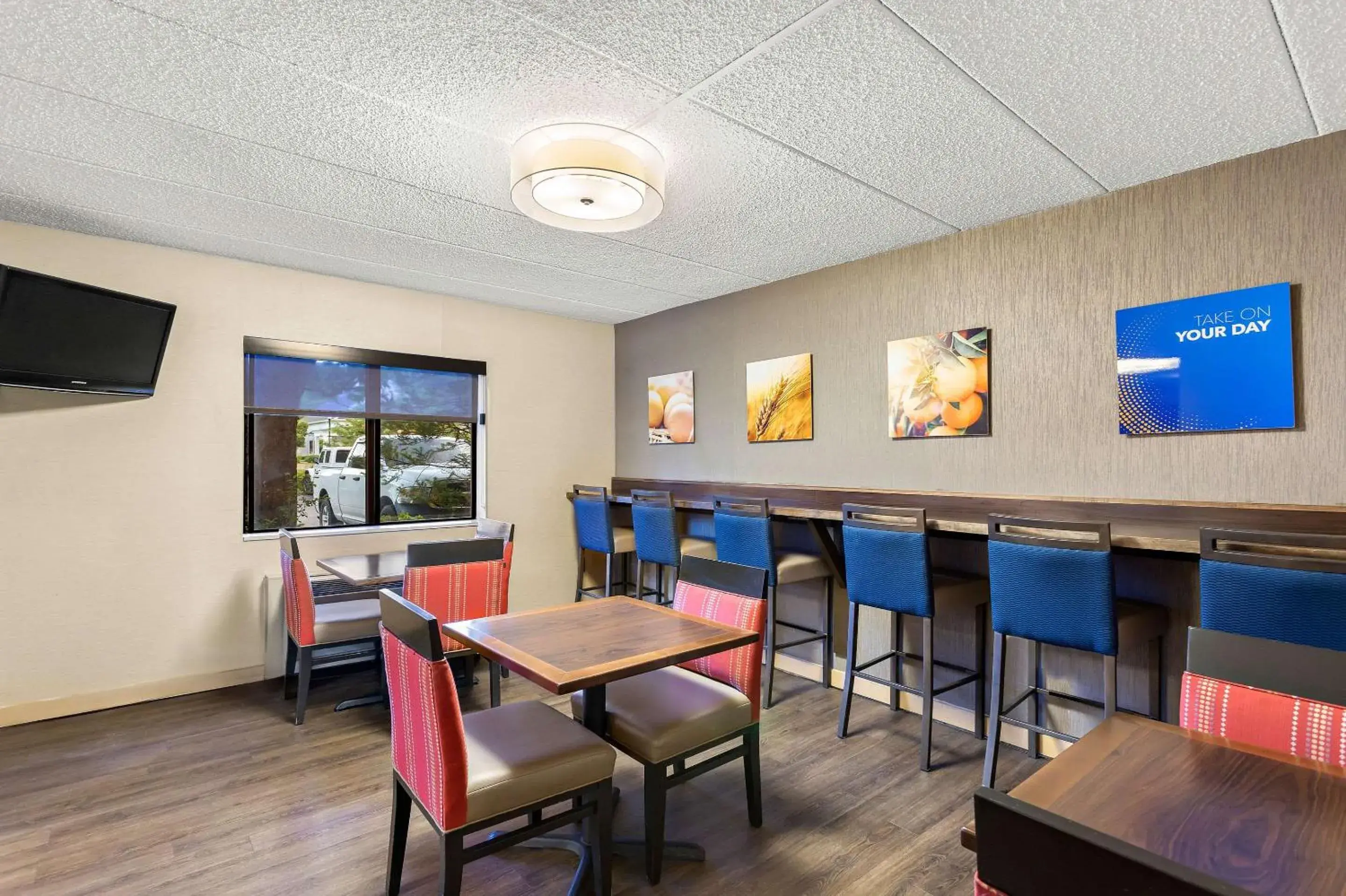 Breakfast in Comfort Inn White River Junction Breakfast in Comfort Inn White River Junction