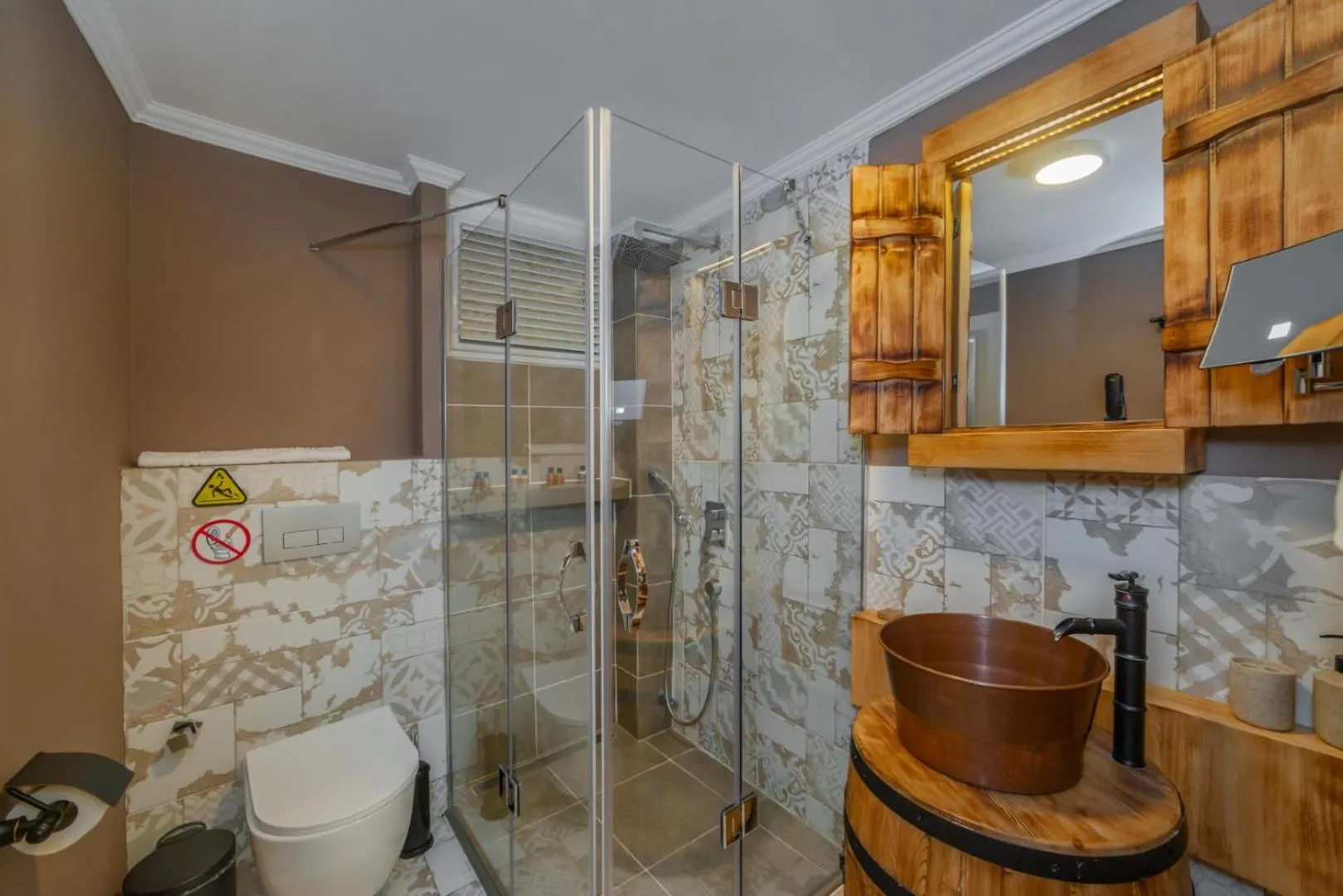 Bathroom in Ece Marina Suites