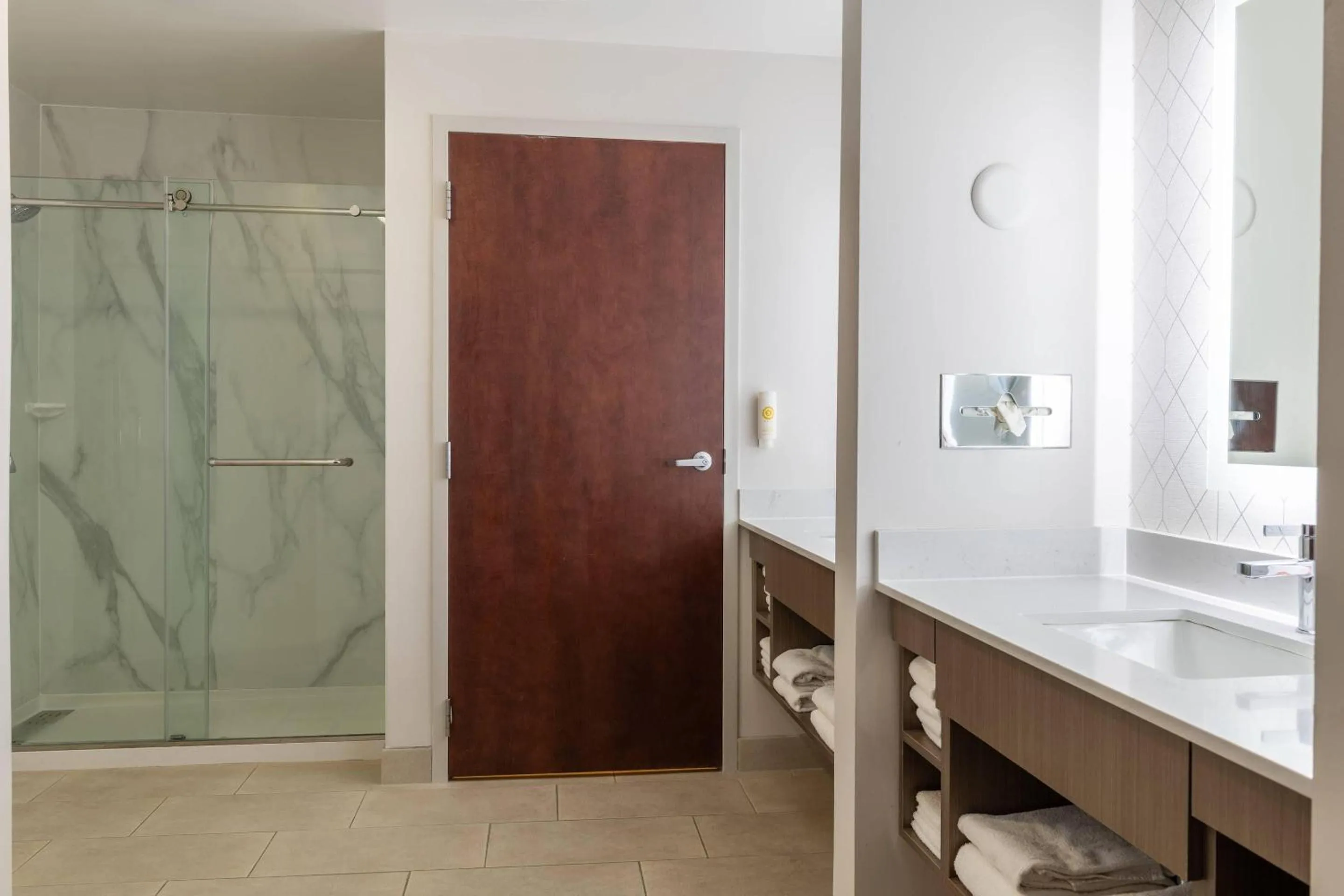 Bedroom in Comfort Inn & Suites Near Burke Mountain