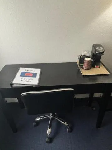 FairBridge Inn & Suites Sunnyside