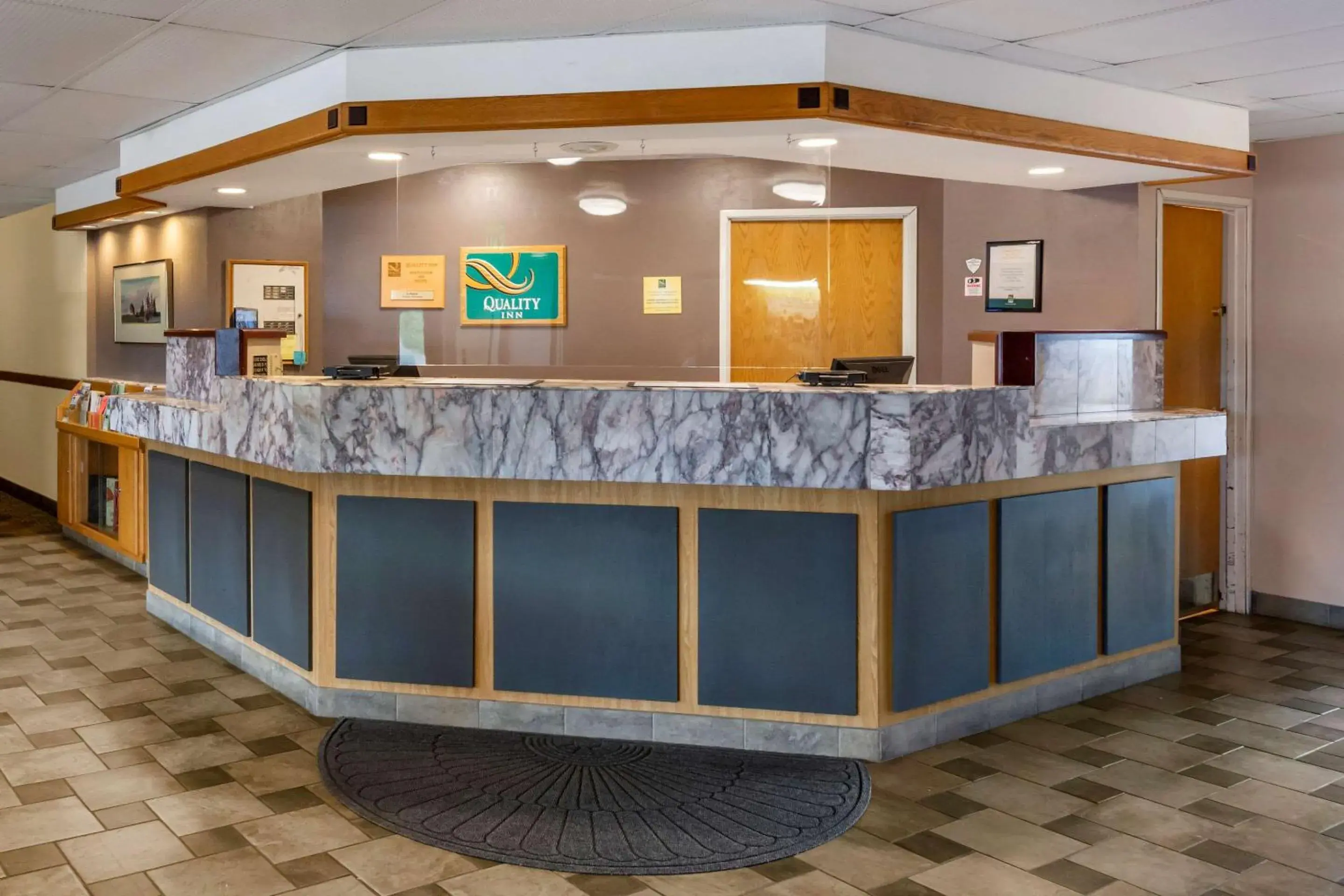 Lobby or reception in Quality Inn Paradise Creek Lobby or reception in Quality Inn Paradise Creek
