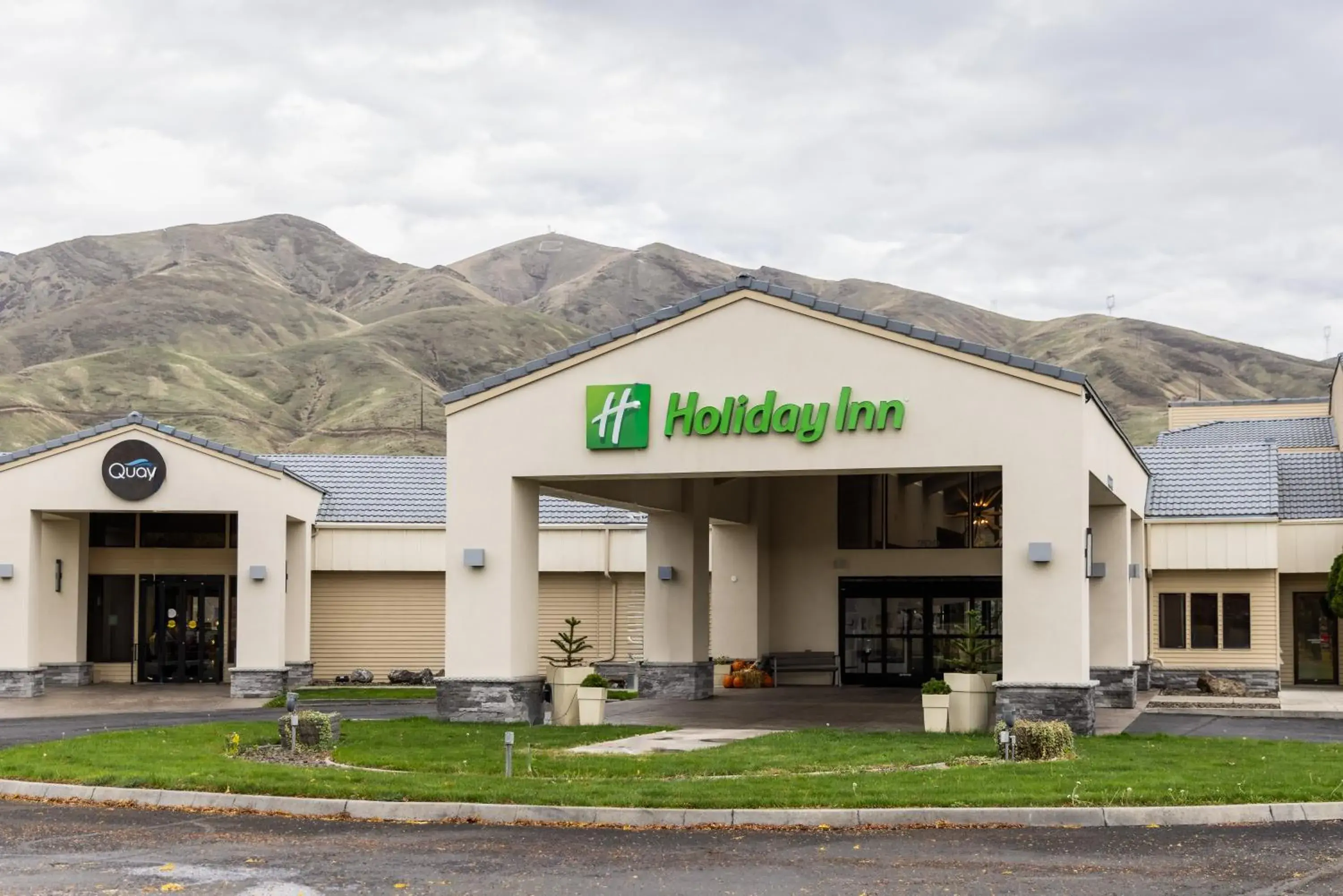 Property building in Holiday Inn Clarkston - Lewiston by IHG Property building in Holiday Inn Clarkston - Lewiston by IHG