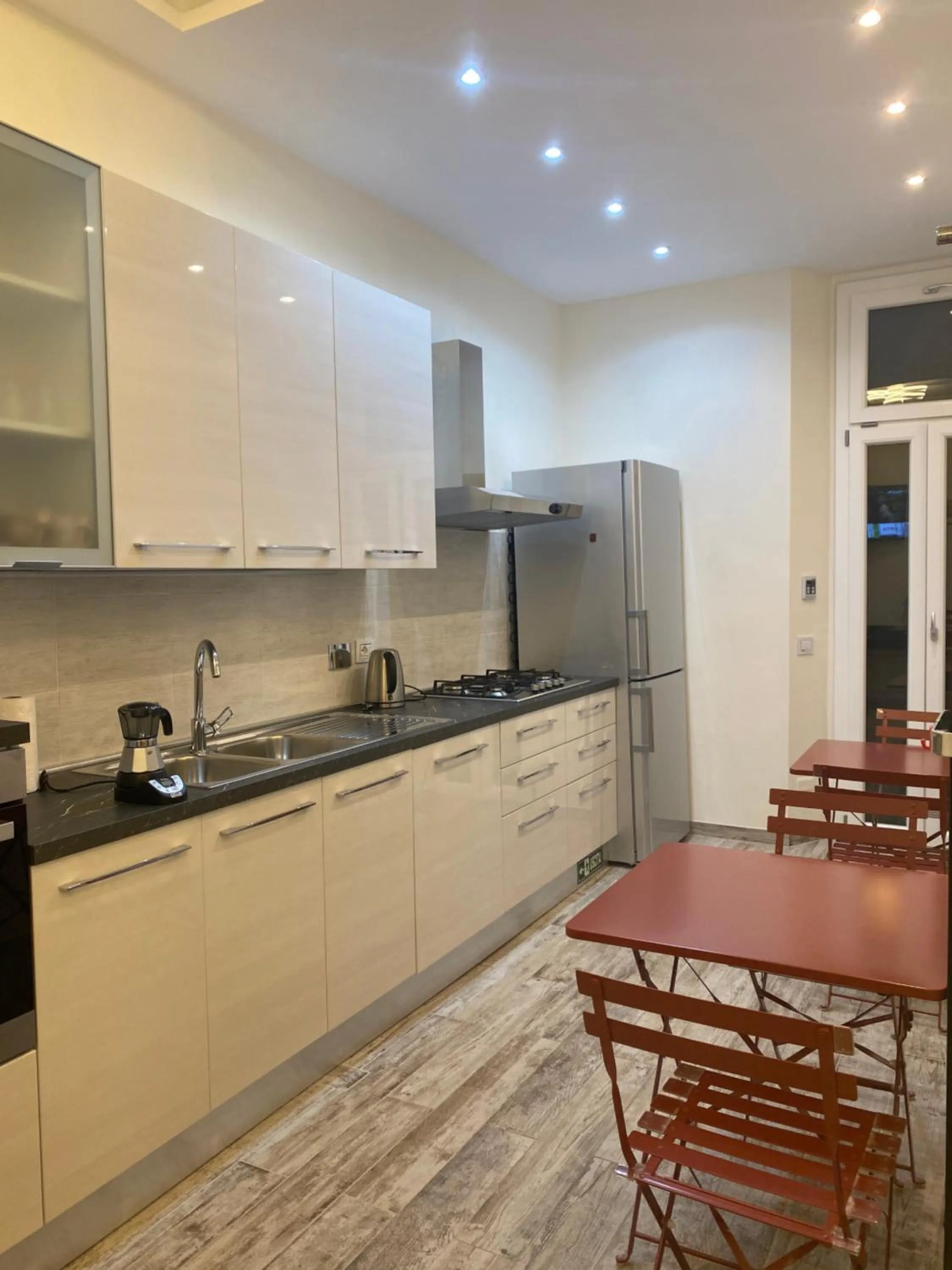 Zeus Inn - Una finestra sul Vaticano