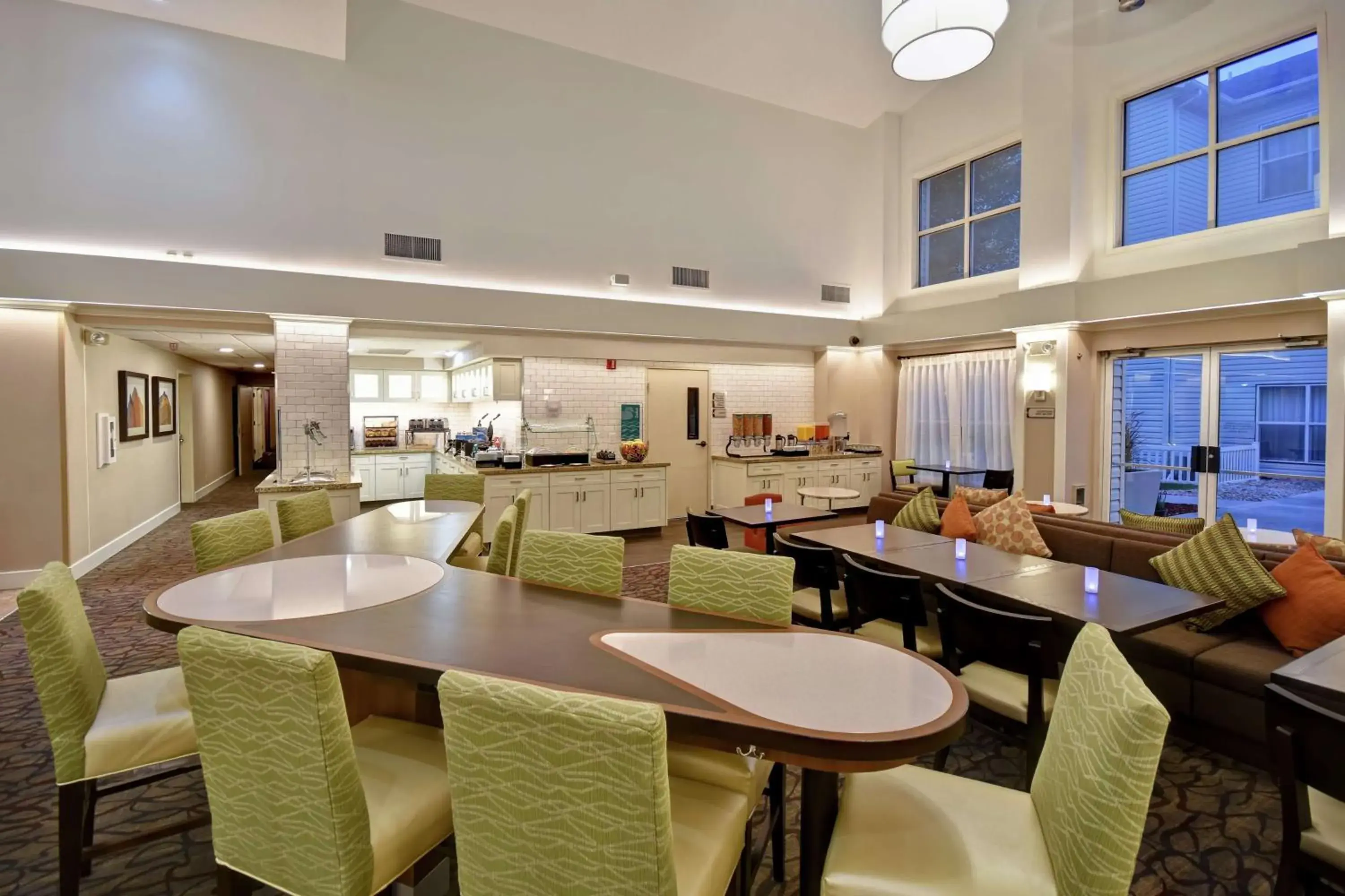 Lobby or reception in Homewood Suites by Hilton Salt Lake City - Midvale/Sandy Lobby or reception in Homewood Suites by Hilton Salt Lake City - Midvale/Sandy