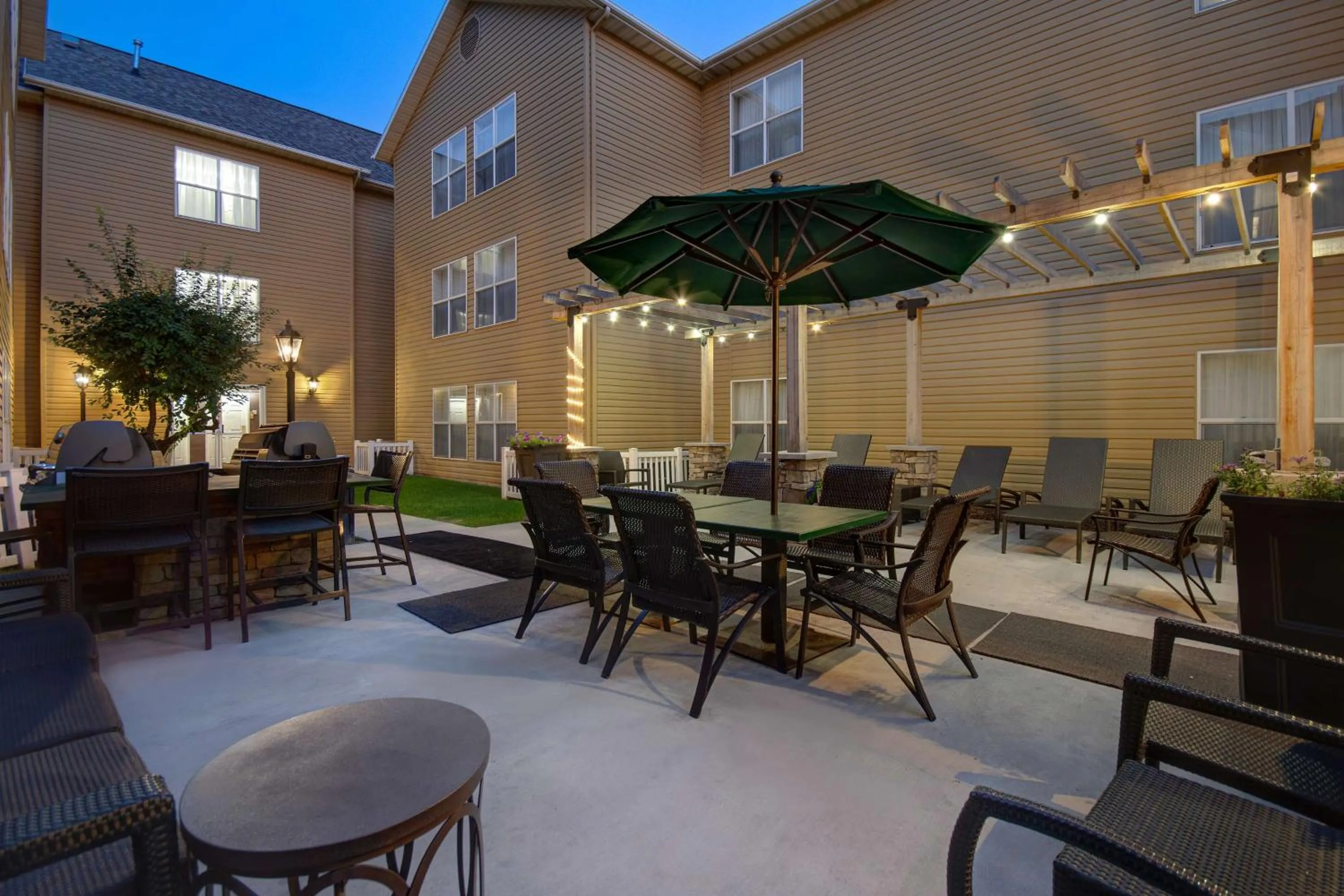 Patio in Homewood Suites by Hilton Salt Lake City - Midvale/Sandy