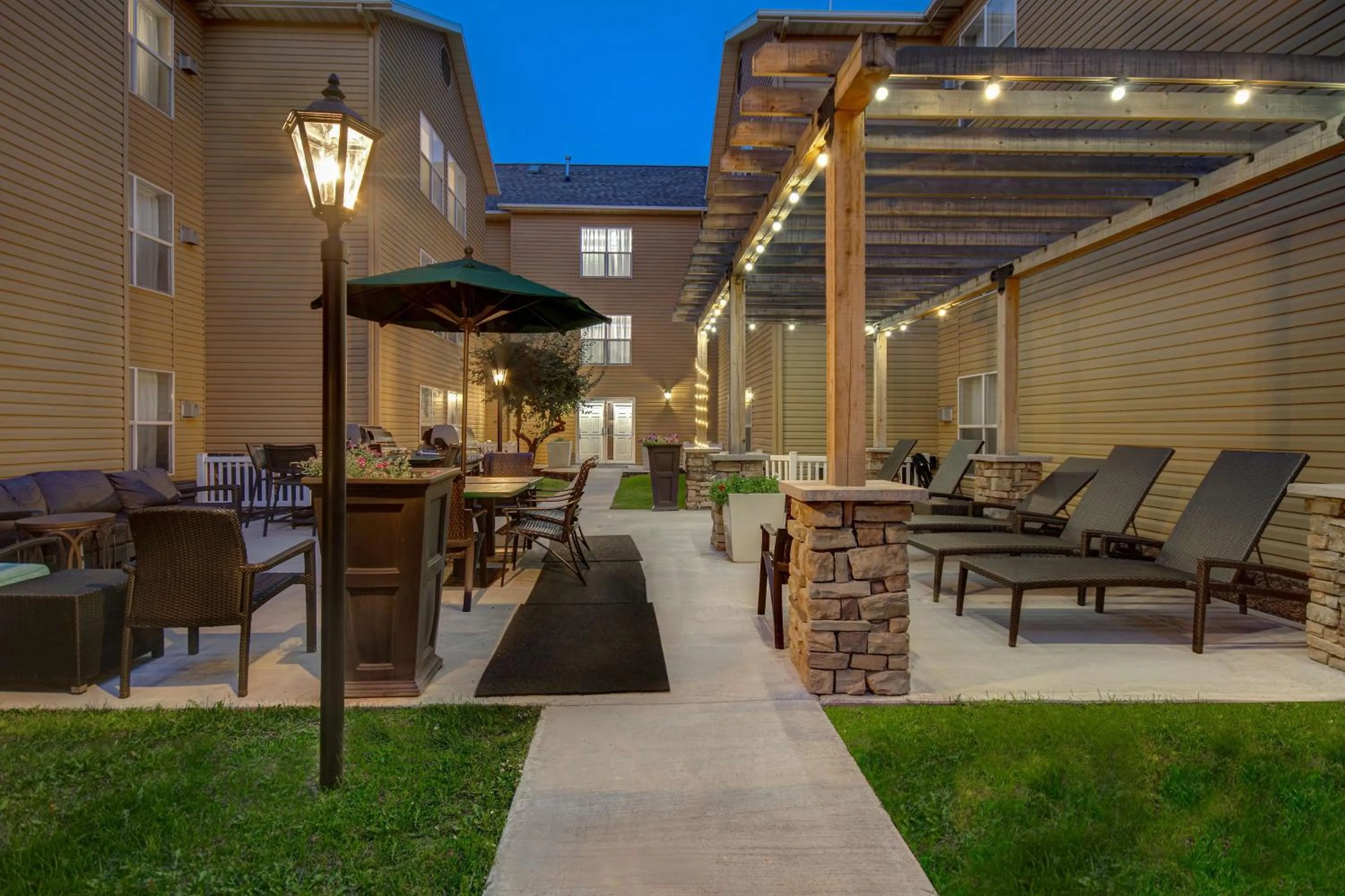 Patio in Homewood Suites by Hilton Salt Lake City - Midvale/Sandy