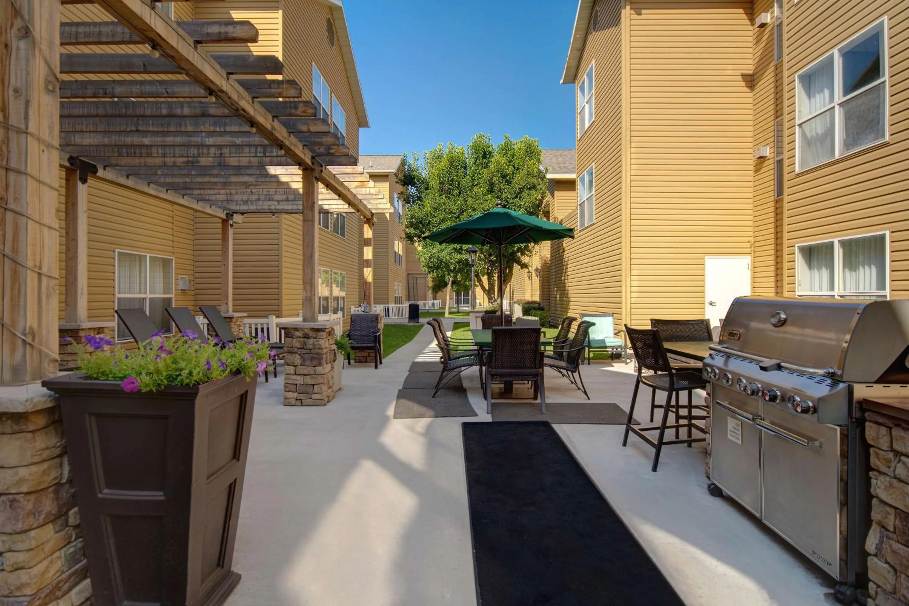 Patio in Homewood Suites by Hilton Salt Lake City - Midvale/Sandy