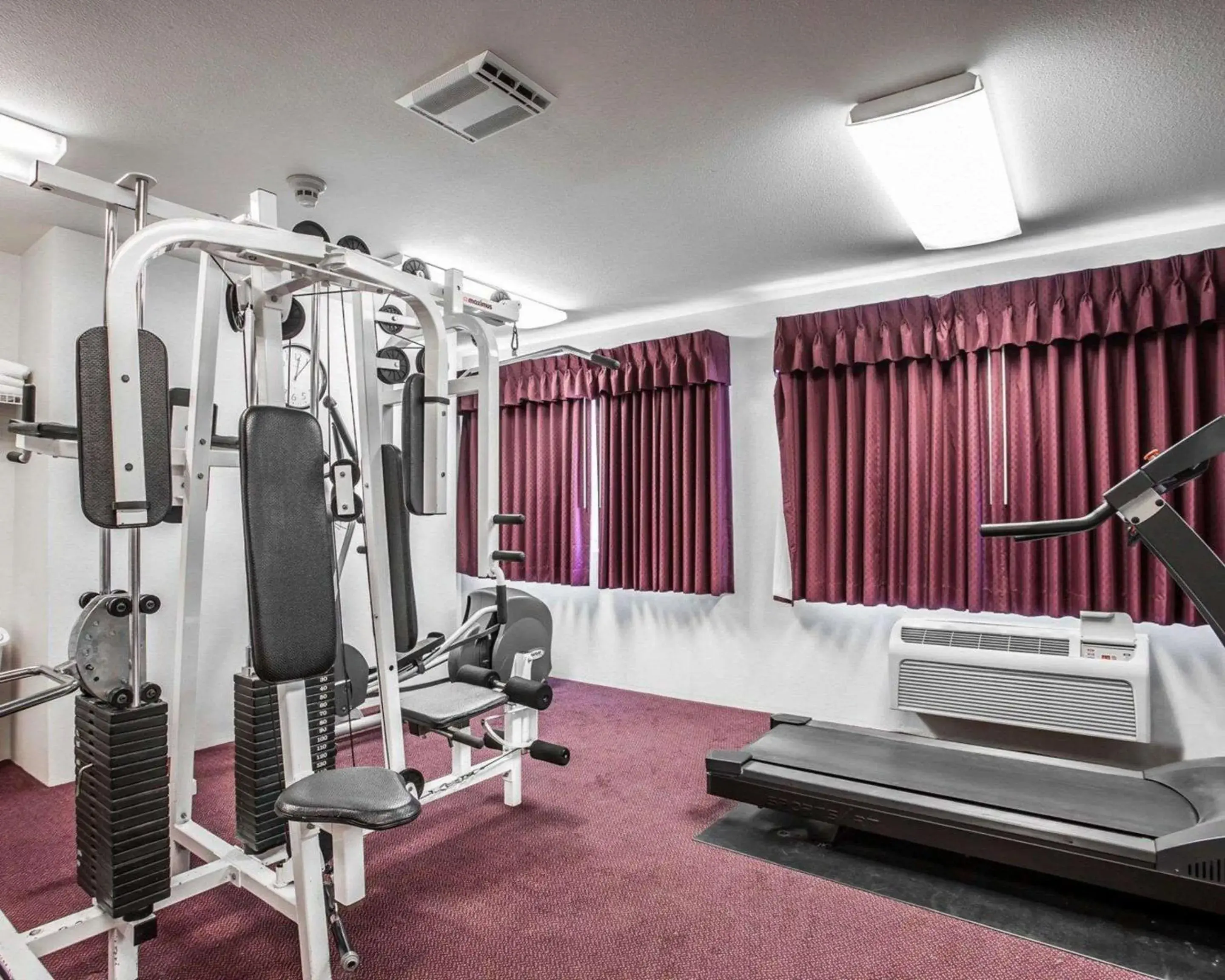 Fitness centre/facilities in Quality Inn Grand Suites Bellingham Fitness centre/facilities in Quality Inn Grand Suites Bellingham