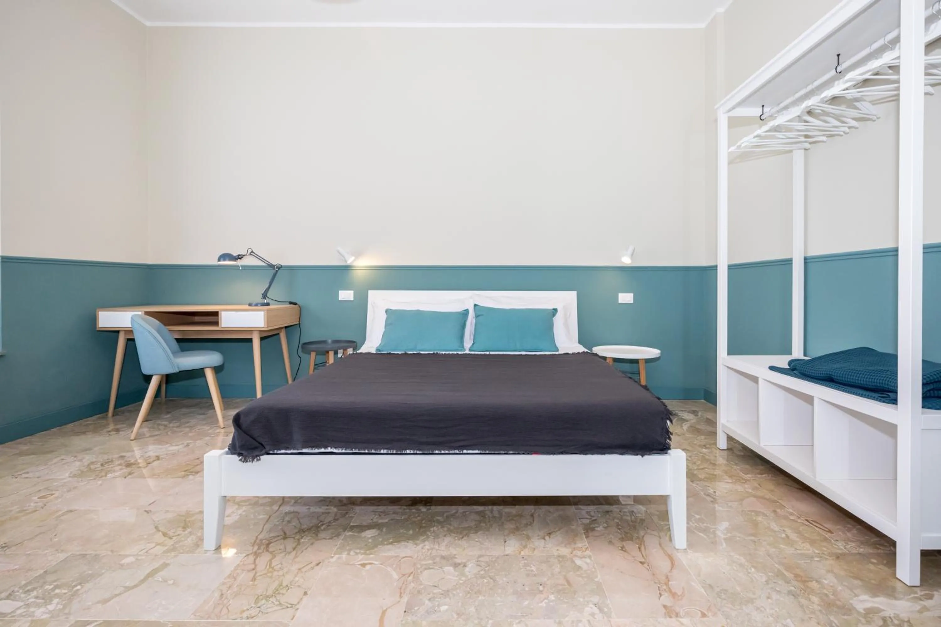 Bed in Leone Suite B&B & Restaurant AIC