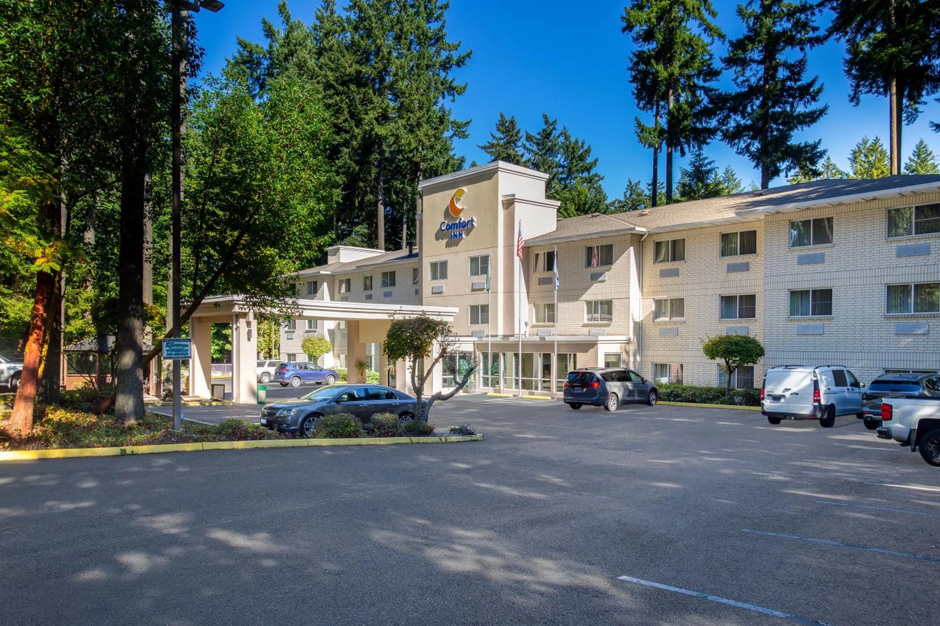 Property building in Comfort Inn Lacey - Olympia