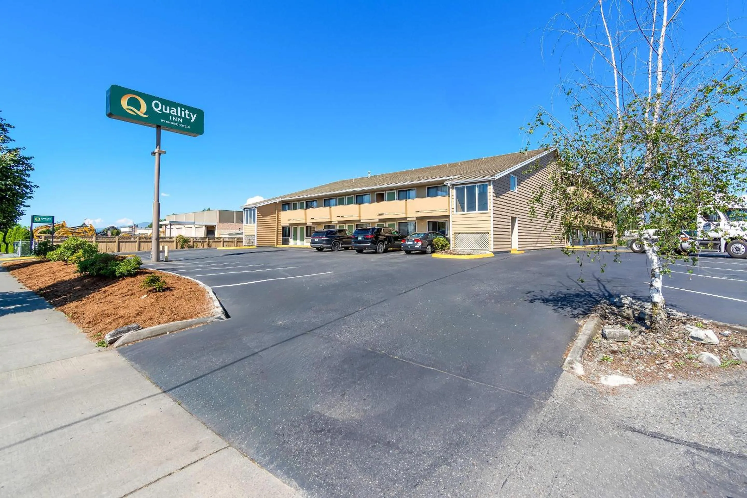 Property building in Quality Inn Mount Vernon