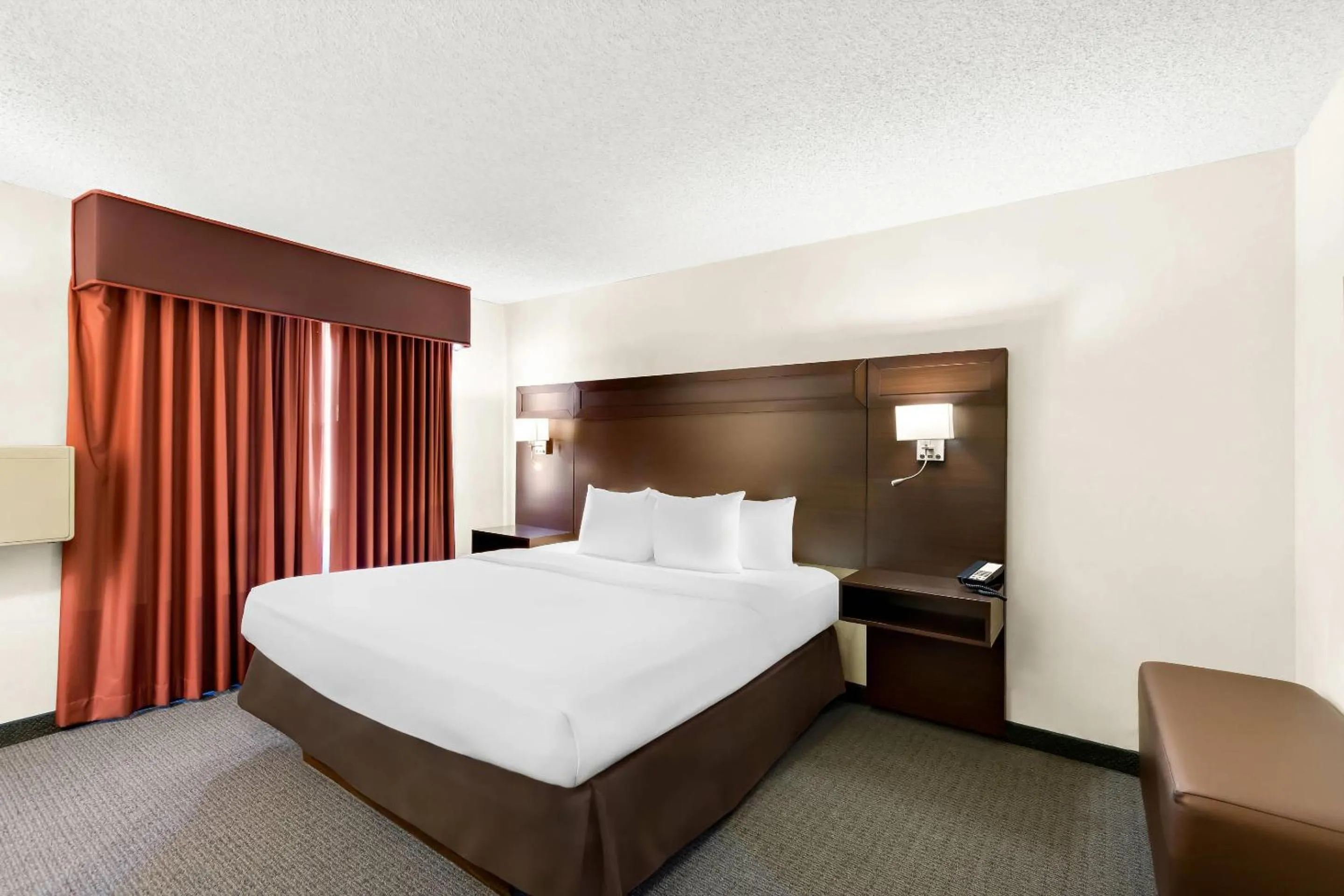 Bedroom, Bed in Quality Inn Mount Vernon