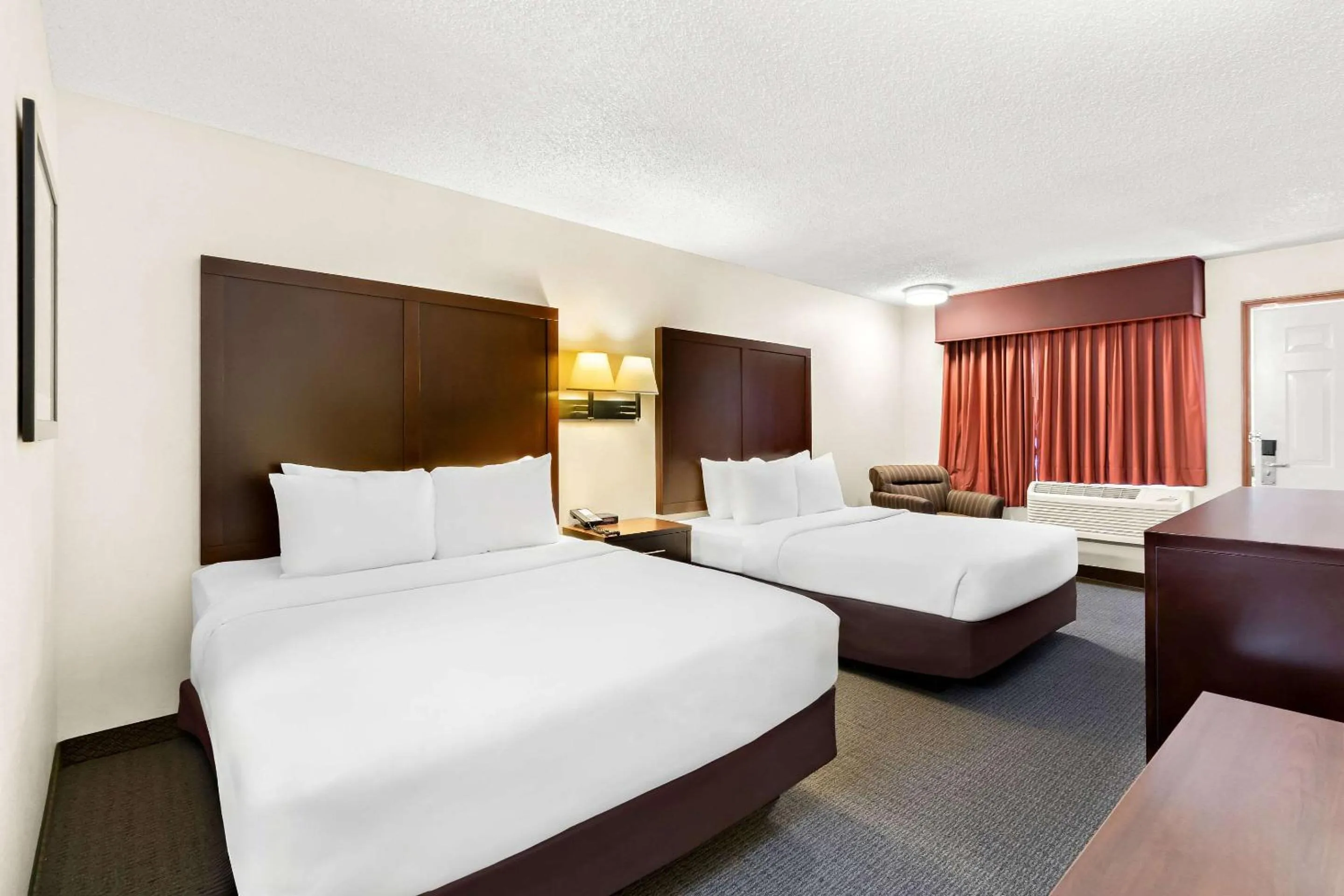 Bedroom, Bed in Quality Inn Mount Vernon