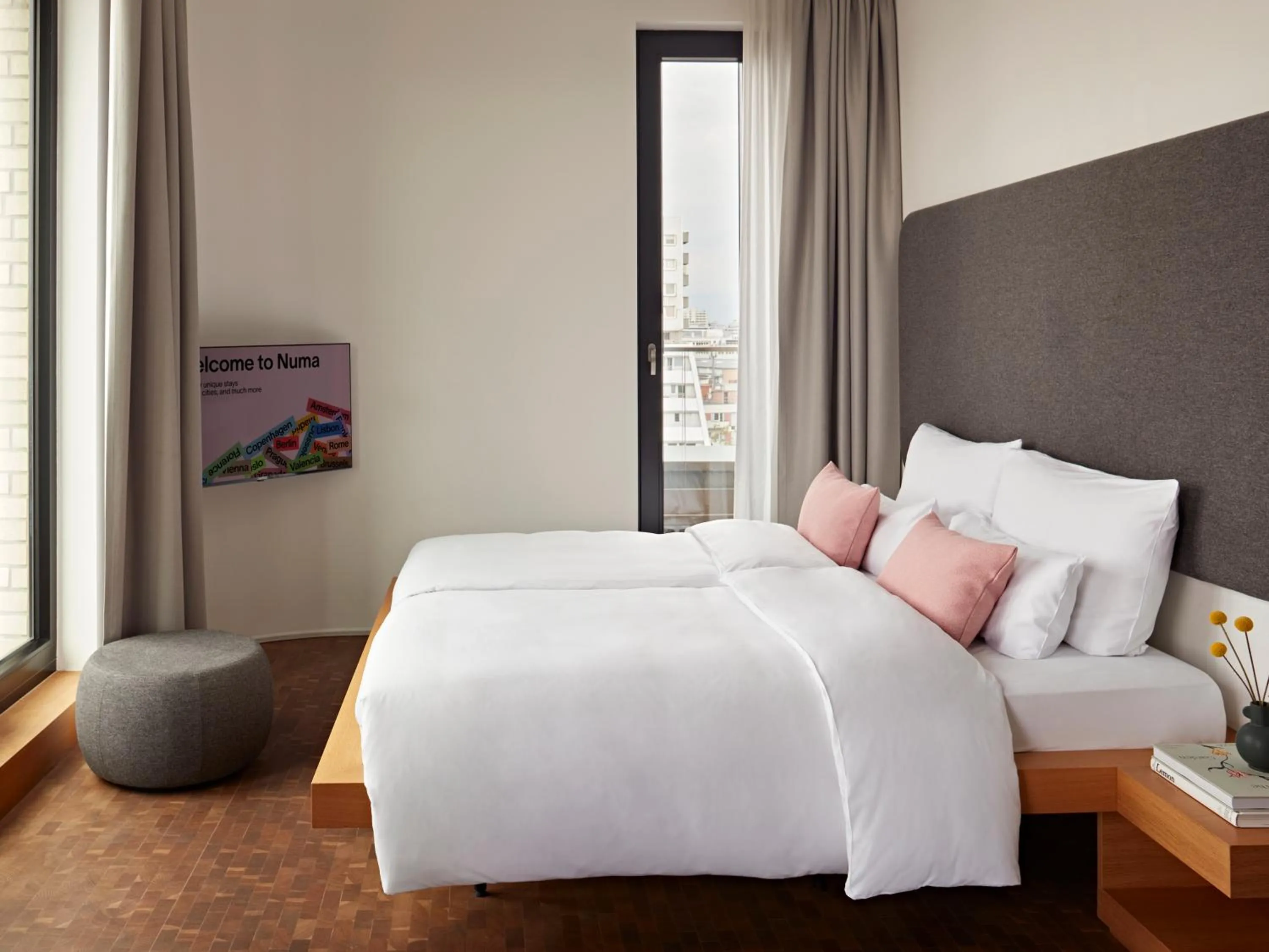 Bed in Numa Berlin Drift