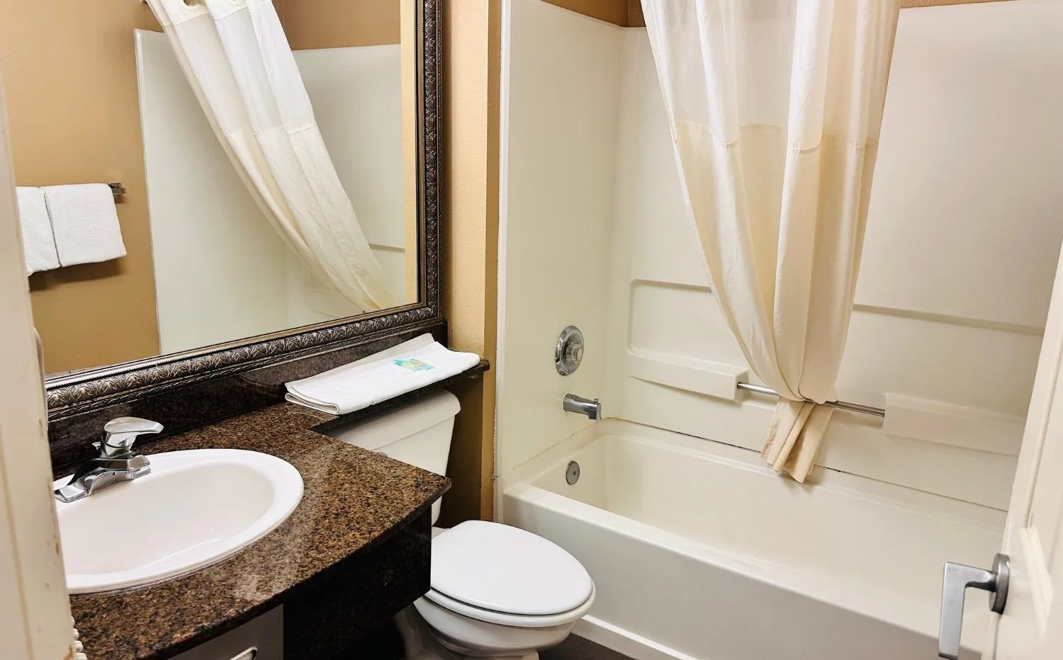 Ocean Paradise Hotel & Resort